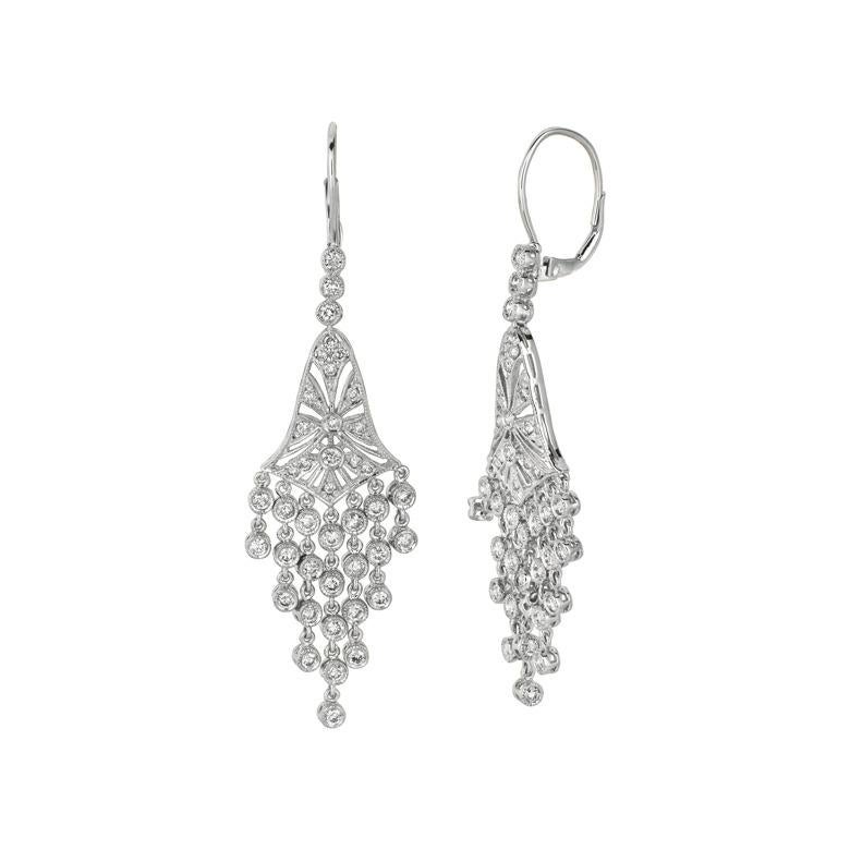 Taille ronde Boucles d'oreilles chandelier en or blanc 14 carats avec diamants naturels de 2,30 carats G SI en vente