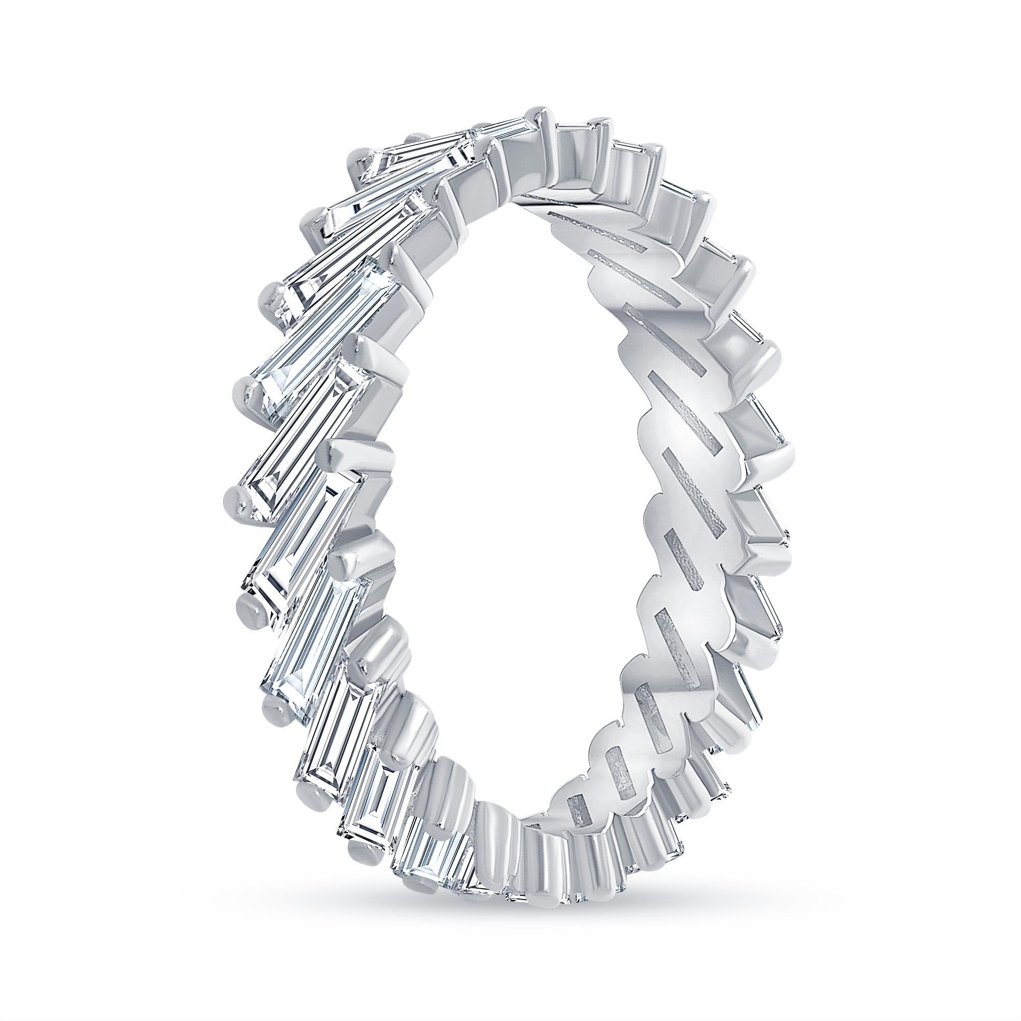 Im Angebot: 2,30 ct. Tw. Eternity-Ring mit Baguette-Diamant H, VS () 5