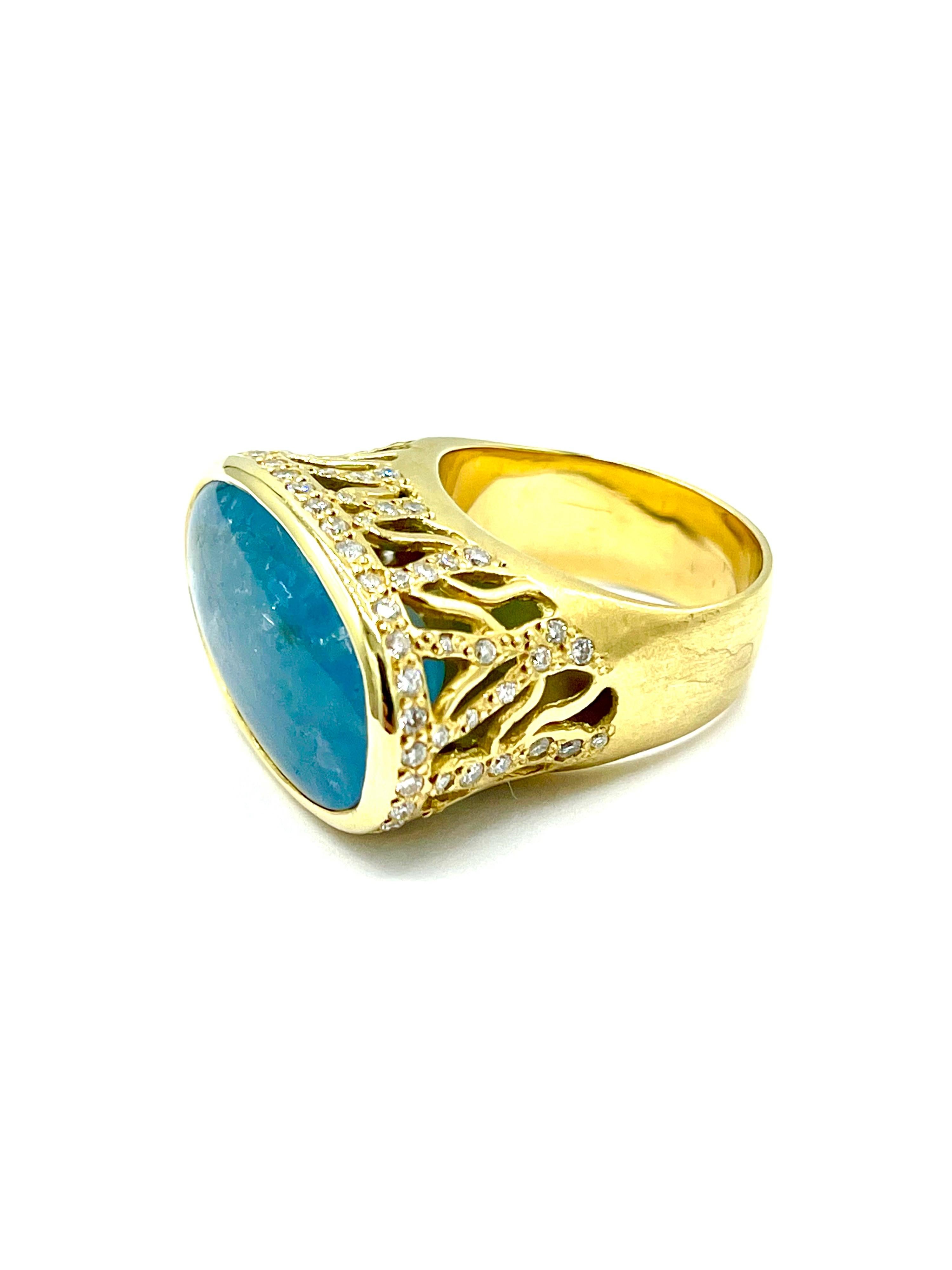 23.00 Carat Cabochon Aquamarine and Diamond 18 Karat Gold Cocktail Ring In Excellent Condition In Chevy Chase, MD