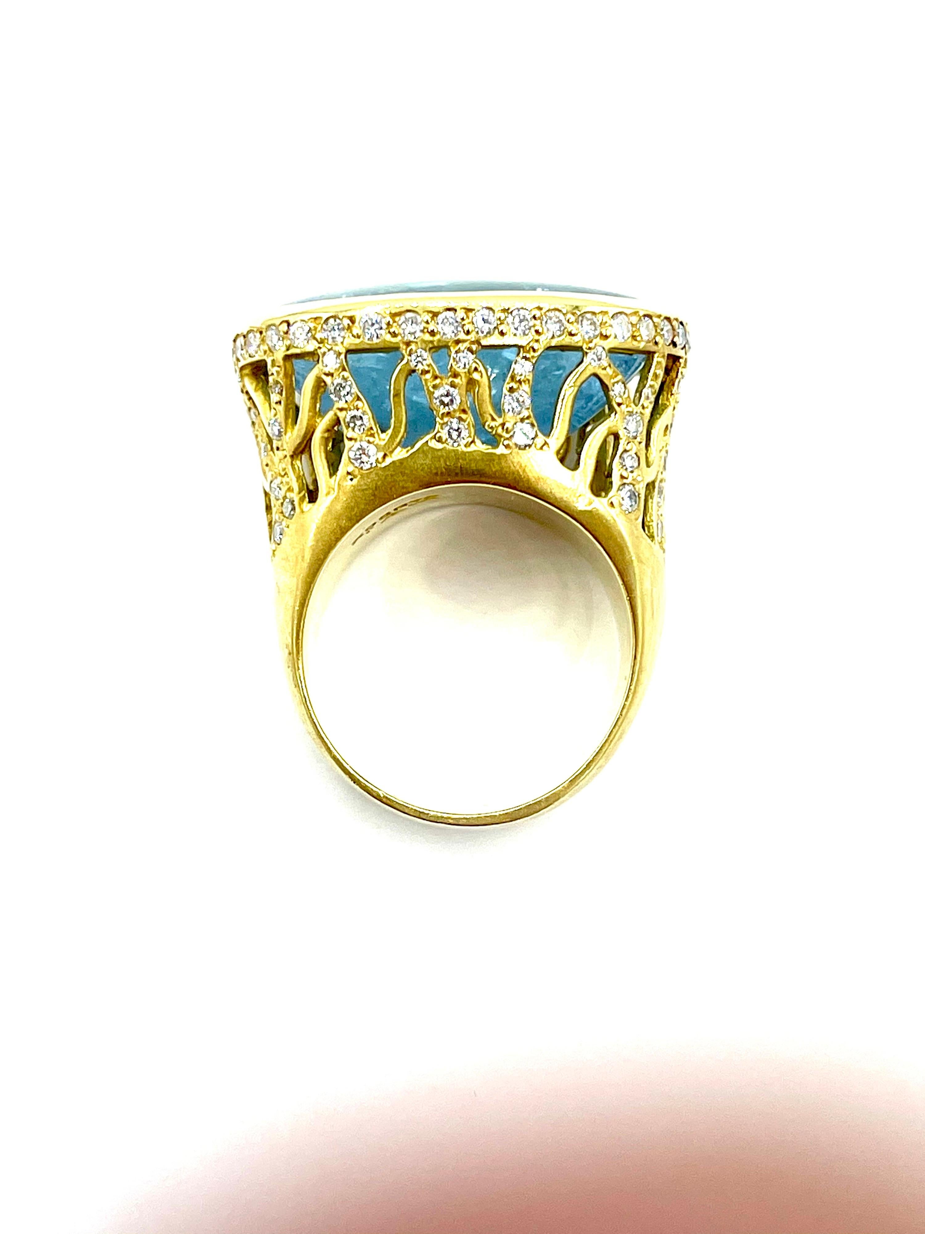 Women's or Men's 23.00 Carat Cabochon Aquamarine and Diamond 18 Karat Gold Cocktail Ring