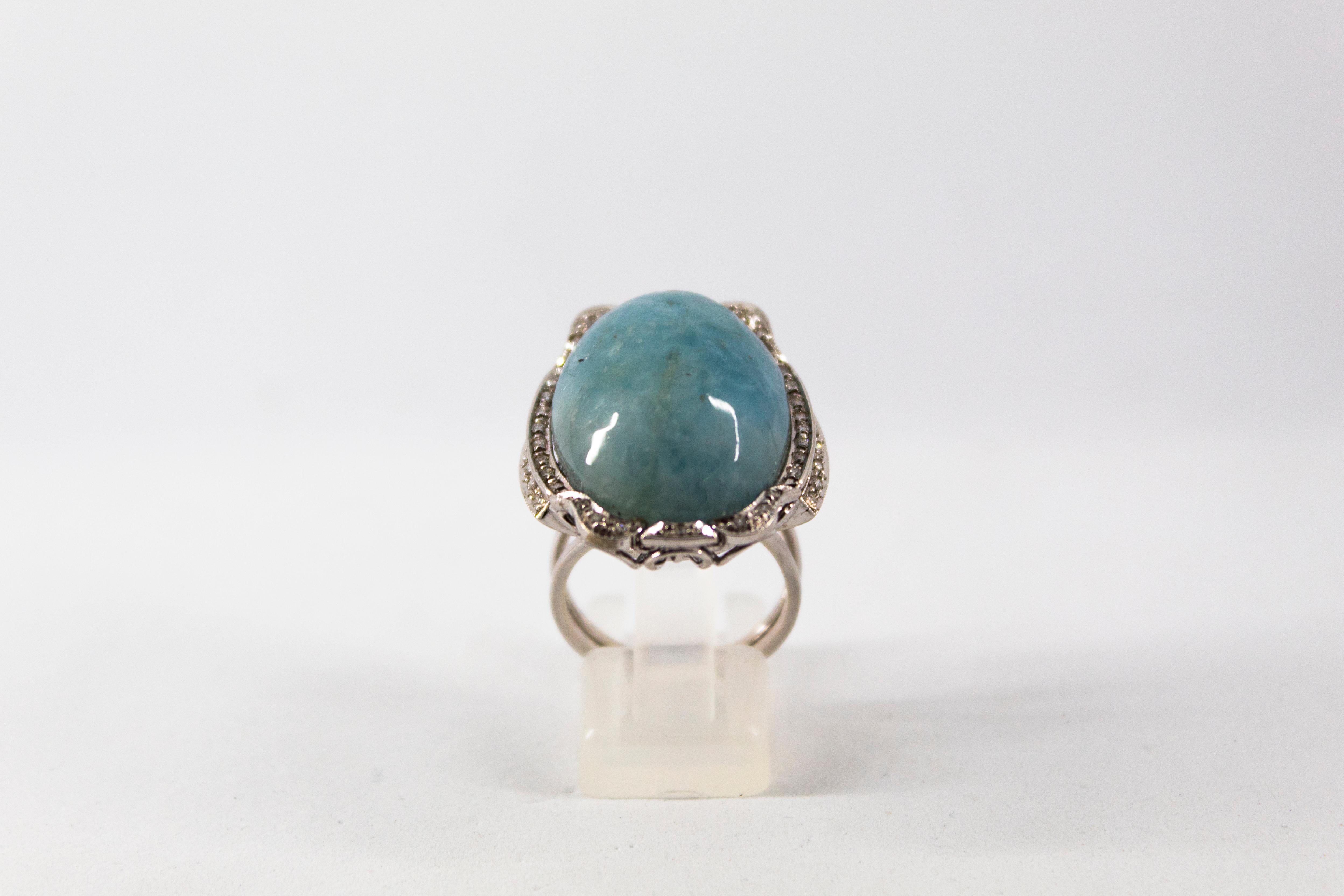 23.00 Carat Milky Aquamarine 0.60 Carat White Diamond White Gold Cocktail Ring In New Condition For Sale In Naples, IT