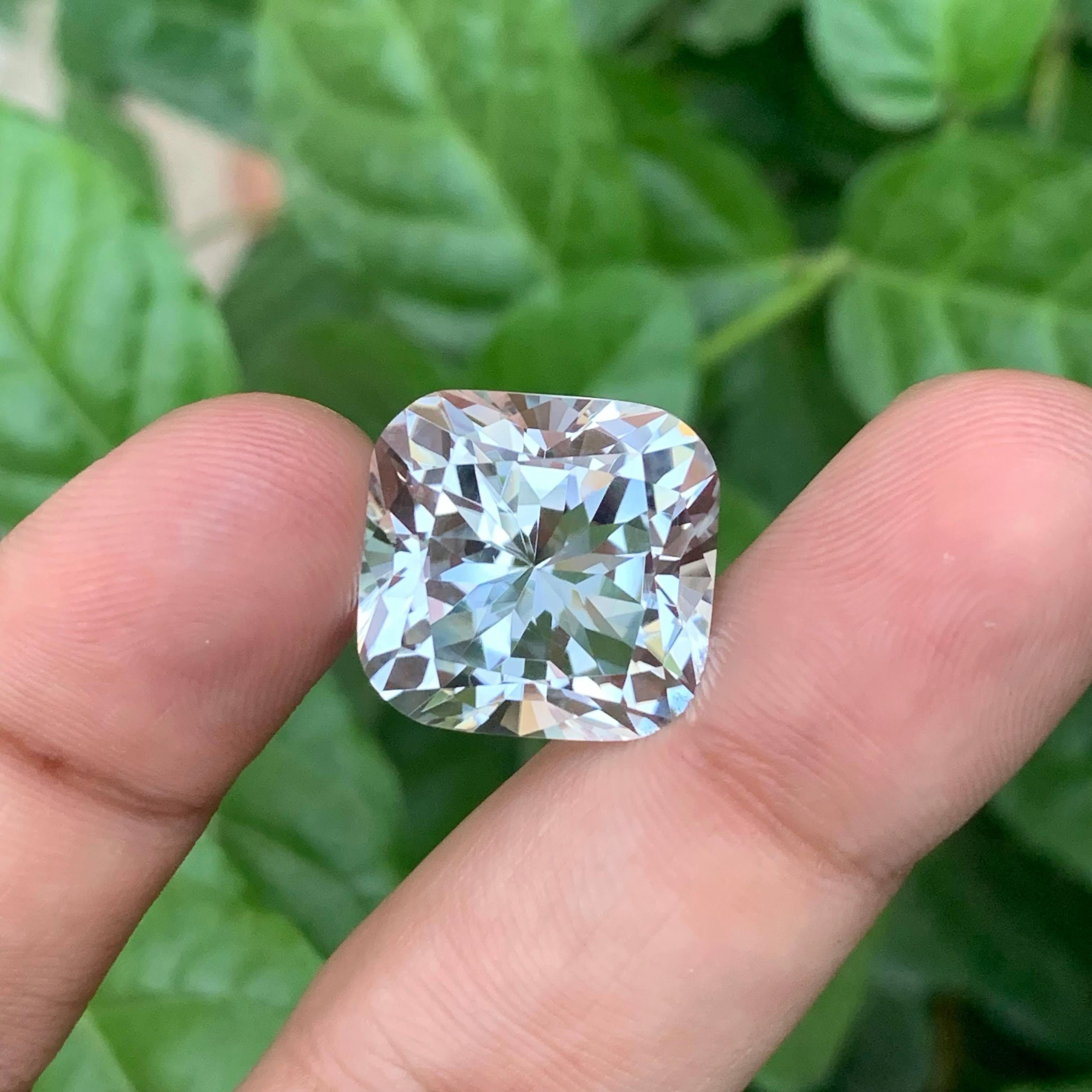 23,05 Karat Natürlicher Lose Facettierter Quarz Fancy Cushion Cut Pakistan Edelstein im Angebot 5