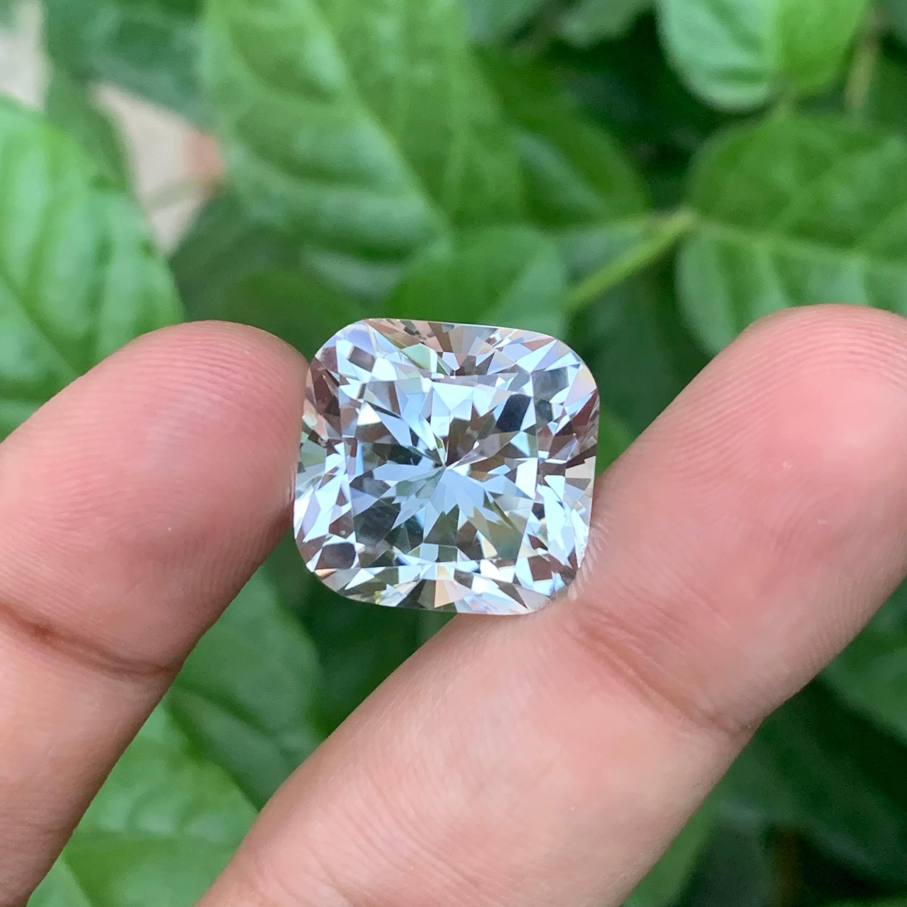 23,05 Karat Natürlicher Lose Facettierter Quarz Fancy Cushion Cut Pakistan Edelstein im Angebot 2