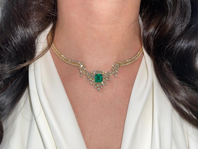 23.06tcw AAA+ Investment Grade Colombia Emerald and Diamond Statement Necklace 18K For Sale at