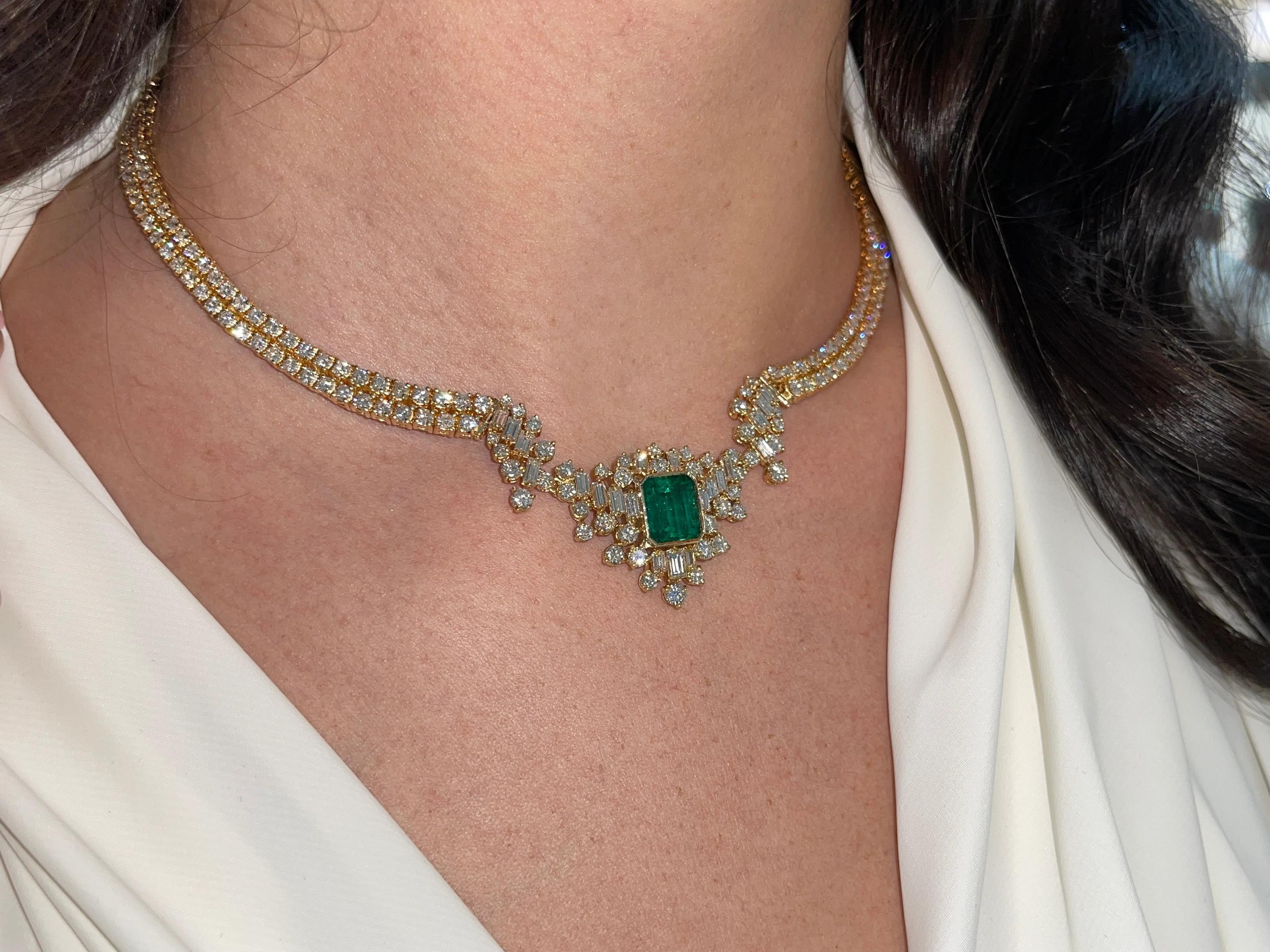 Emerald Cut 23.06tcw AAA+ Top Grade Emerald & Diamond Sleek Statement Necklace Gold 18K For Sale