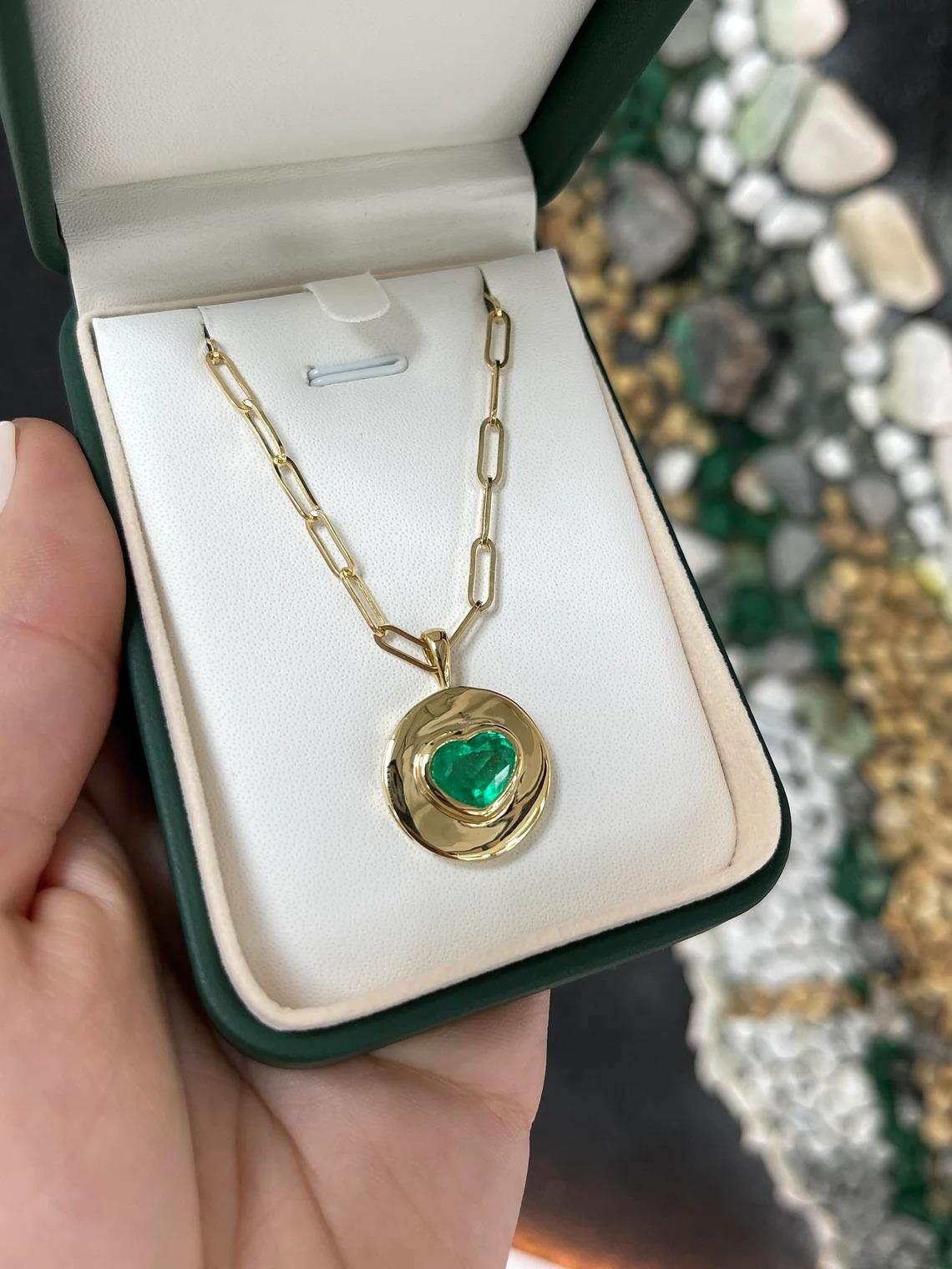 Women's or Men's 2.30ct 18K Medium Vivid Green Heart Cut Colombian Emerald Signet Bezel Pendant For Sale