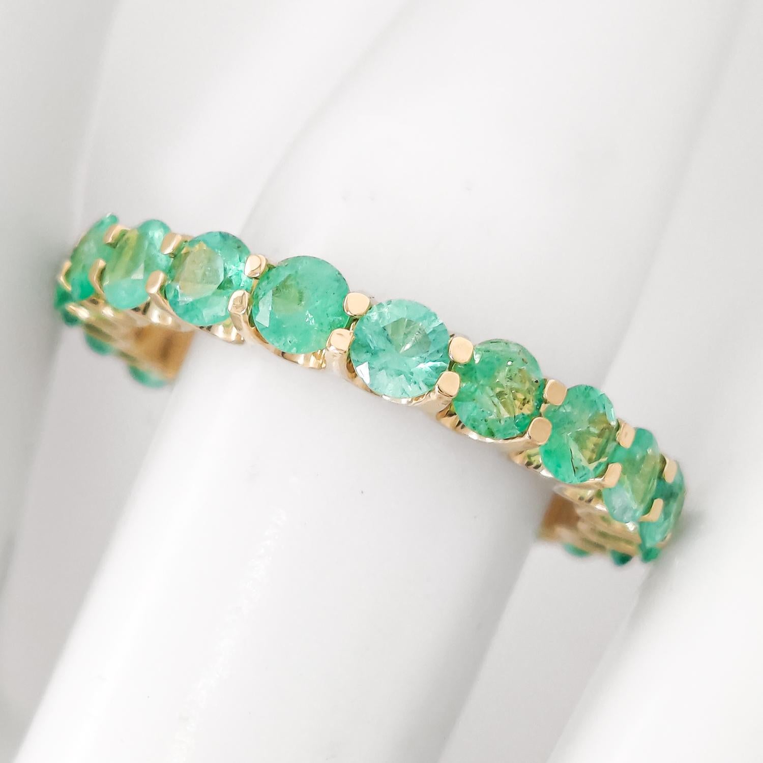 2.30 Carat Emerald Eternity Ring 14k Yellow Gold  4