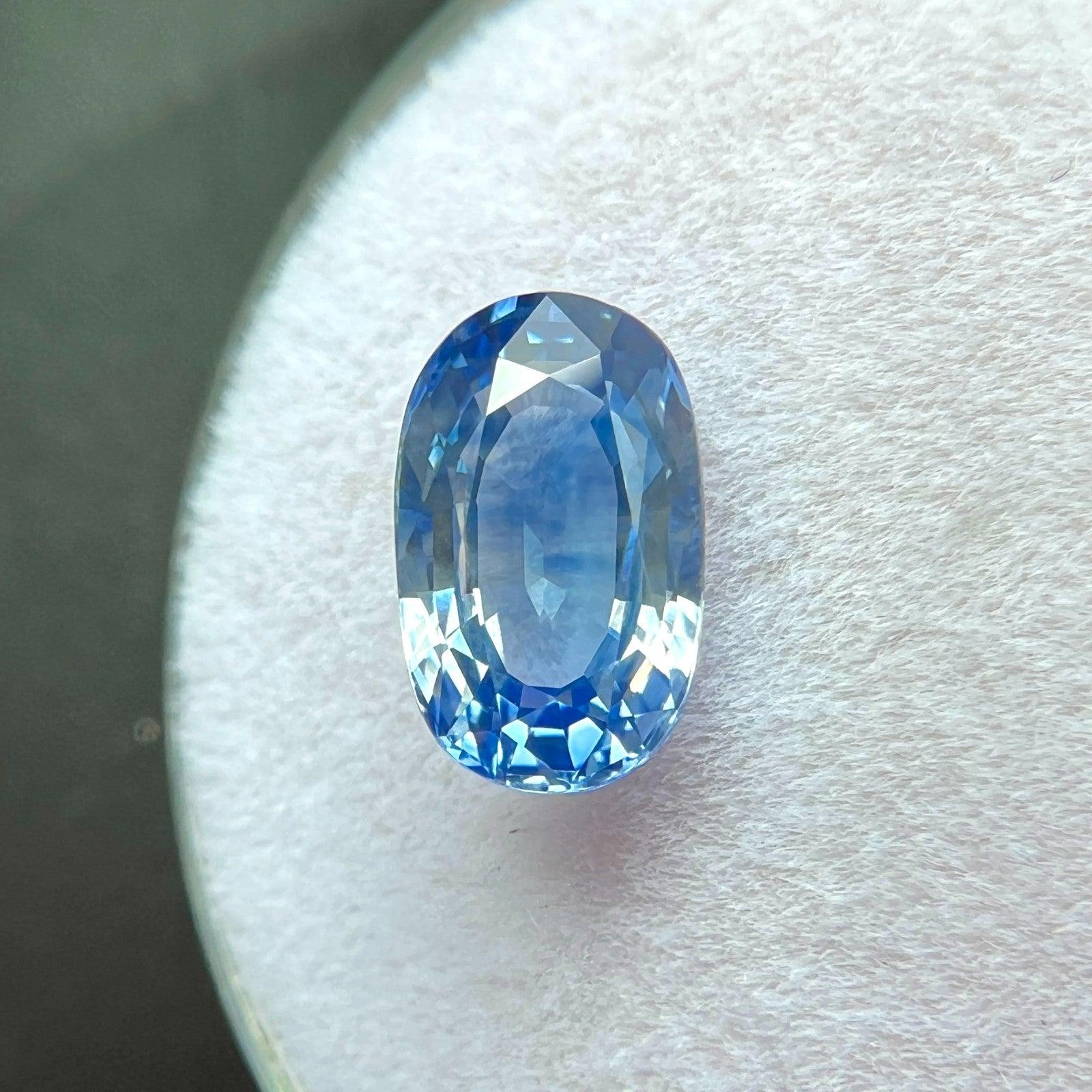 2,30ct Zafiro azul de Ceilán natural talla oval Gema de Sri Lanka 9,2x5,7mm VVS Corte oval en venta
