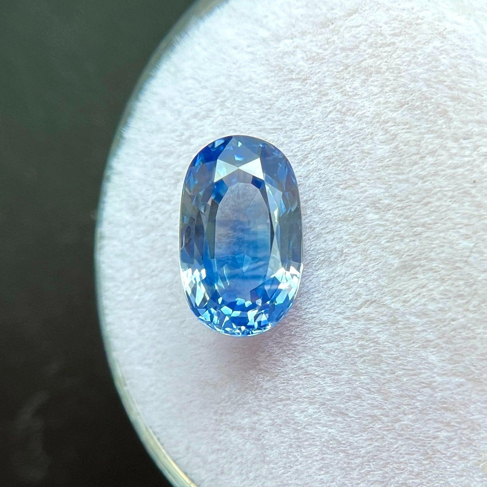 2,30ct Zafiro azul de Ceilán natural talla oval Gema de Sri Lanka 9,2x5,7mm VVS en Nuevo estado para la venta en Birmingham, GB