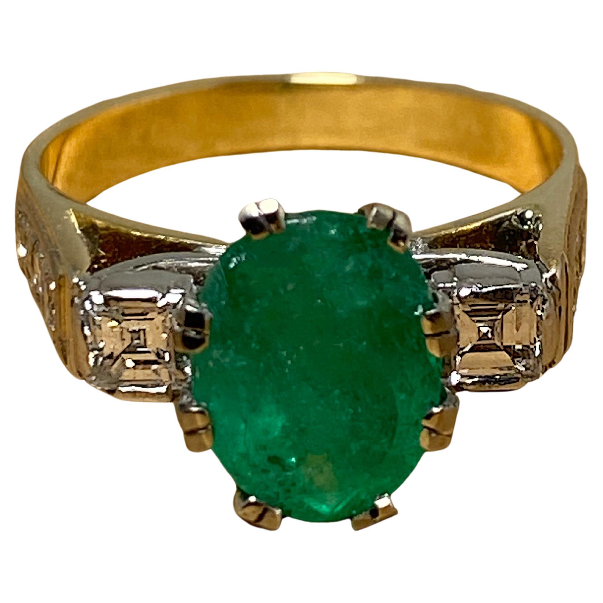 2.30ct Natural Colombian Emerald & 0.65ct Diamond Ring in 18K Yellow Gold & Plat For Sale