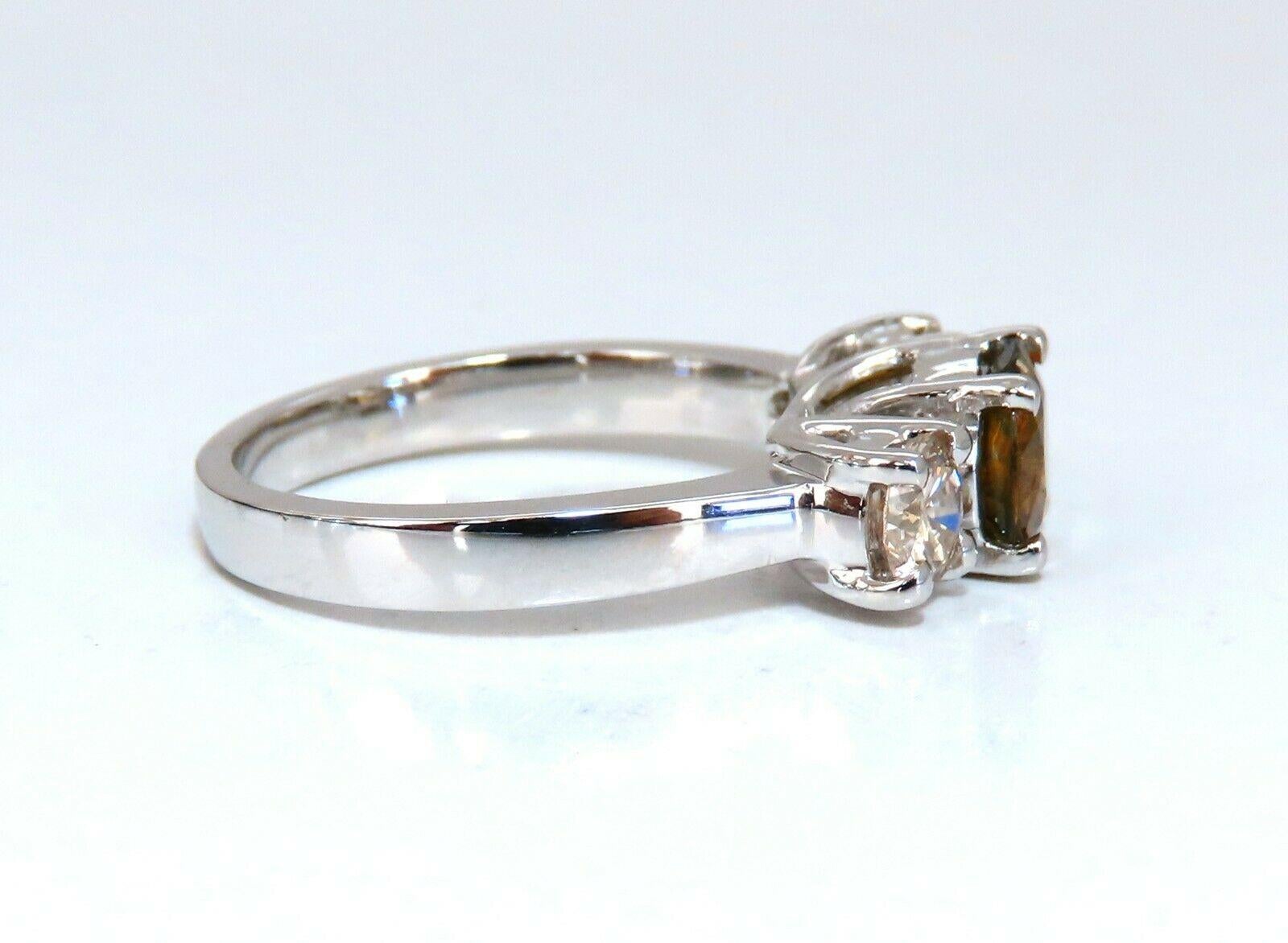 Women's or Men's 2.30 Carat Natural Fancy Color Sapphire Diamonds Ring 14 Karat Classic Three For Sale