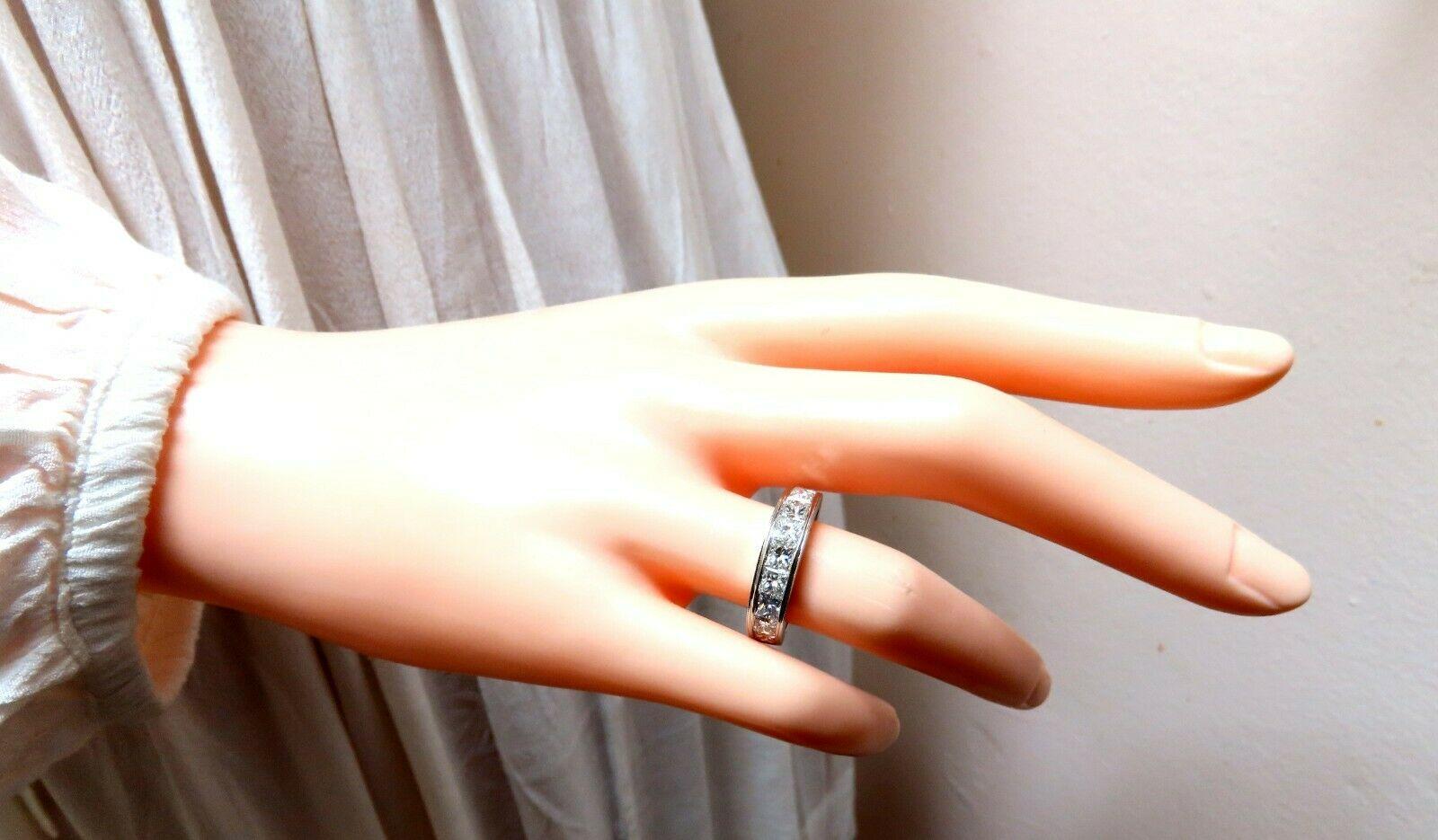 Platinring mit 2,30 Karat natürlichen Diamanten im Prinzessinnenschliff für Damen oder Herren im Angebot