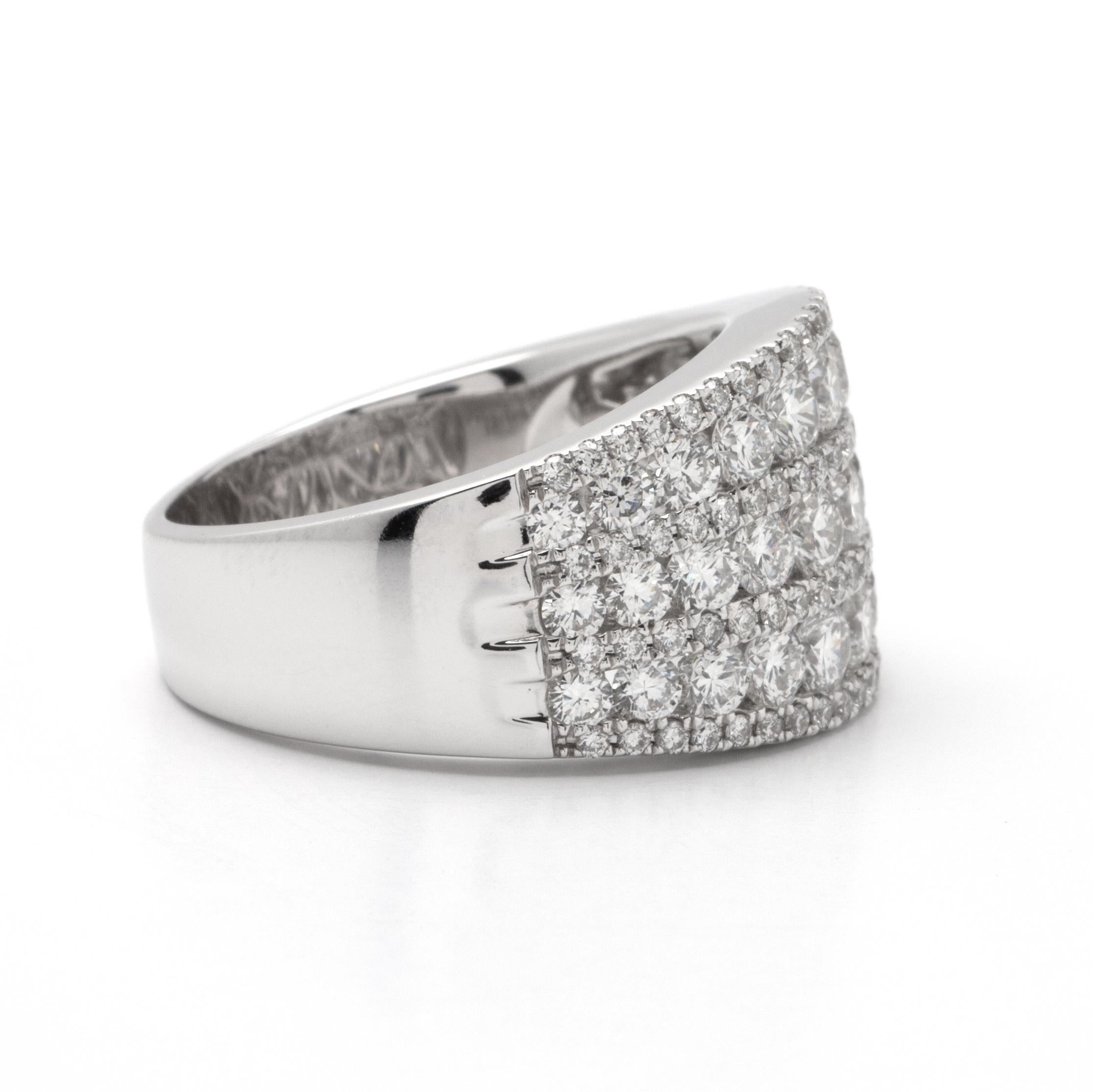 Round Cut 2.30ct Round Diamond Cluster Band in 14k White Gold For Sale