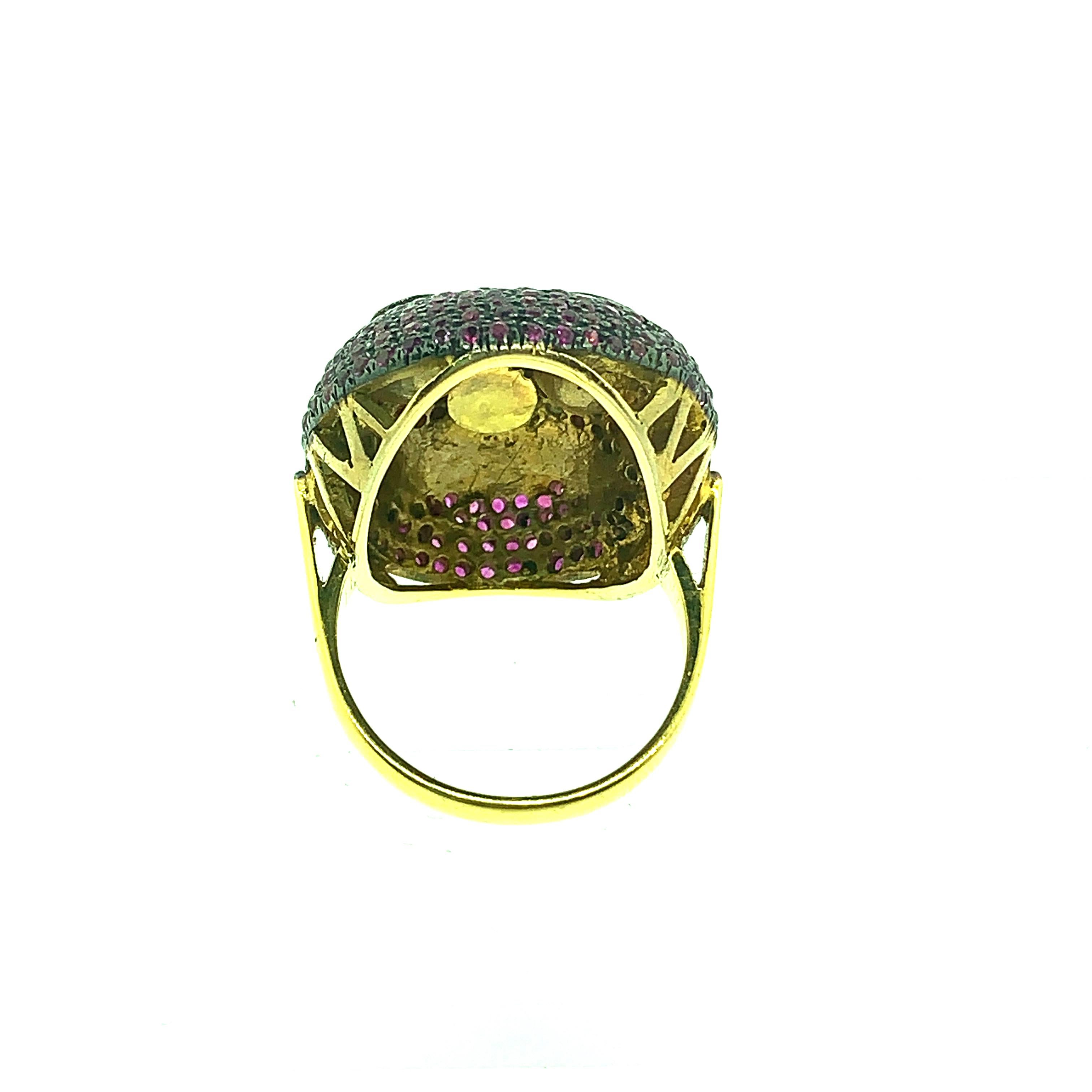 2.30 Carat Ruby, 0.09ct Diamonds Skull Ring in Oxidized Sterling Silver 14k Gold In New Condition For Sale In New York, NY