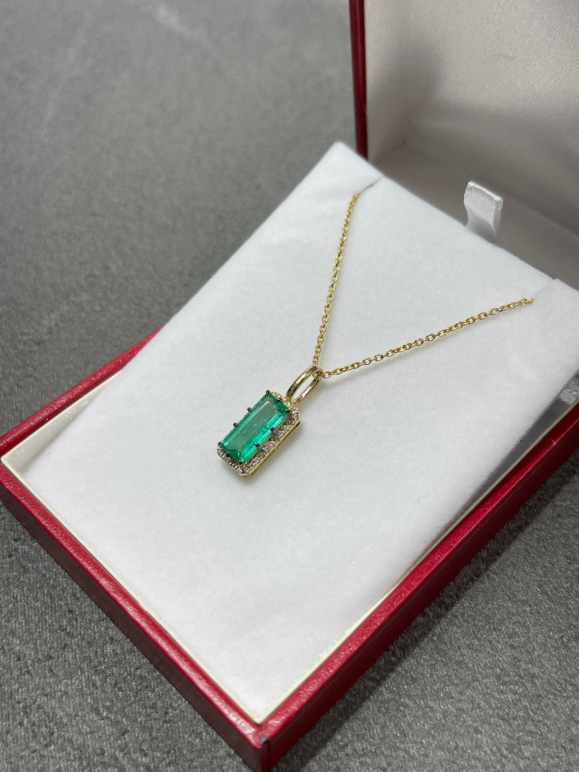 emerald cut diamond necklace gold