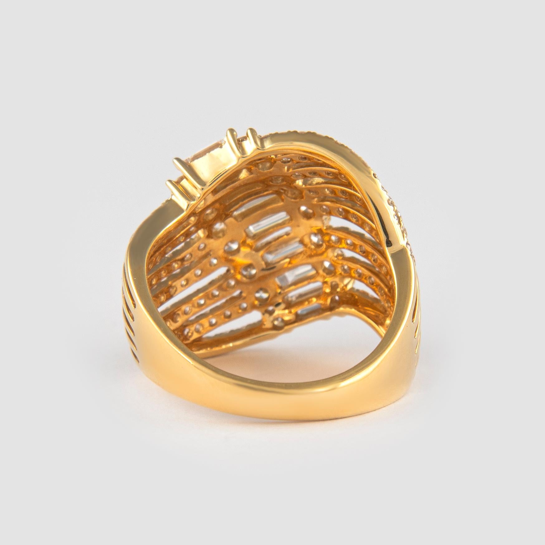 2.31 Carat Baguette and Round Diamond Cocktail Ring 18 Karat Yellow Gold In New Condition For Sale In BEVERLY HILLS, CA