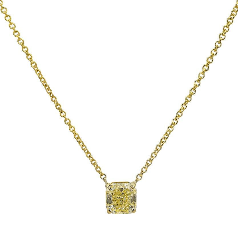 Contemporary 2.31 Carat Natural Fancy Yellow Diamond Solitaire Necklace For Sale