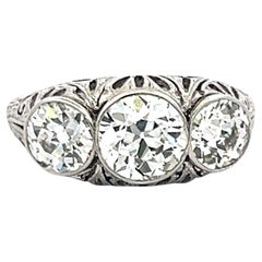 2,31 Karat Alt Europäischer Schliff I VS2 Diamant Platin Dreistein Ring