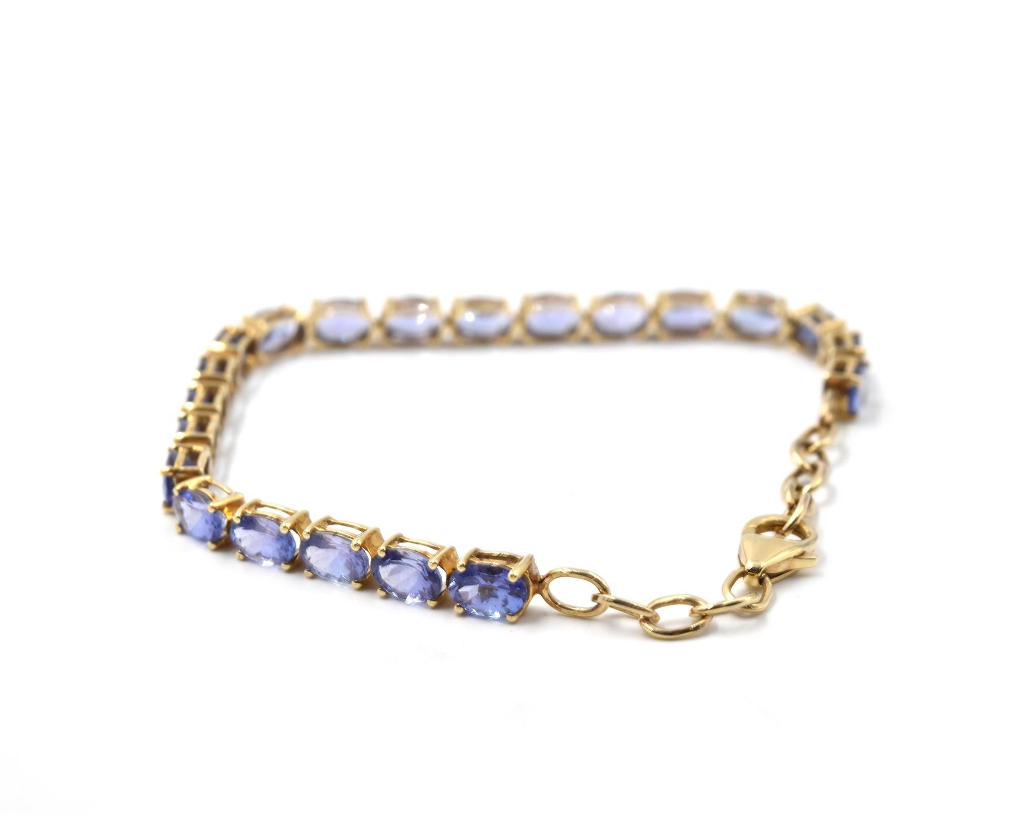 2.31 Carat Tanzanite 10 Karat Yellow Gold Bracelet In Excellent Condition In Scottsdale, AZ