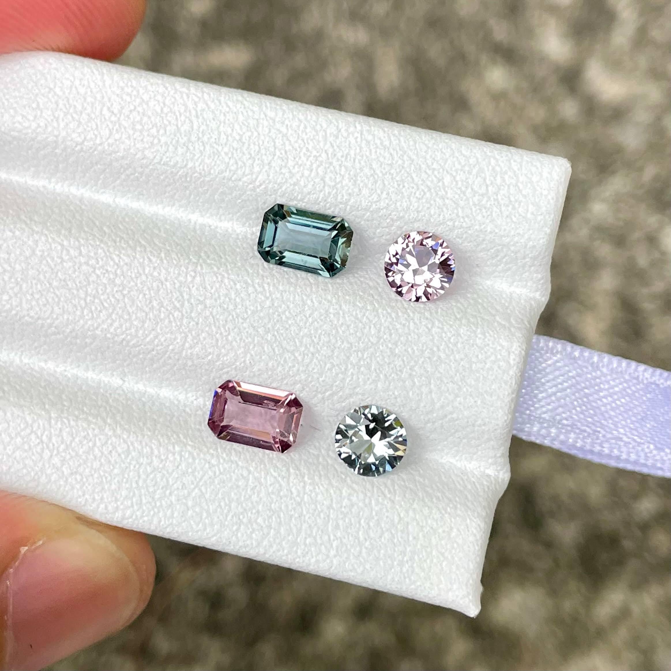 2,31 carati di orecchini con pietra spinale sciolta Set di gemme birmane naturali In condizioni Nuovo in vendita a Bangkok, TH