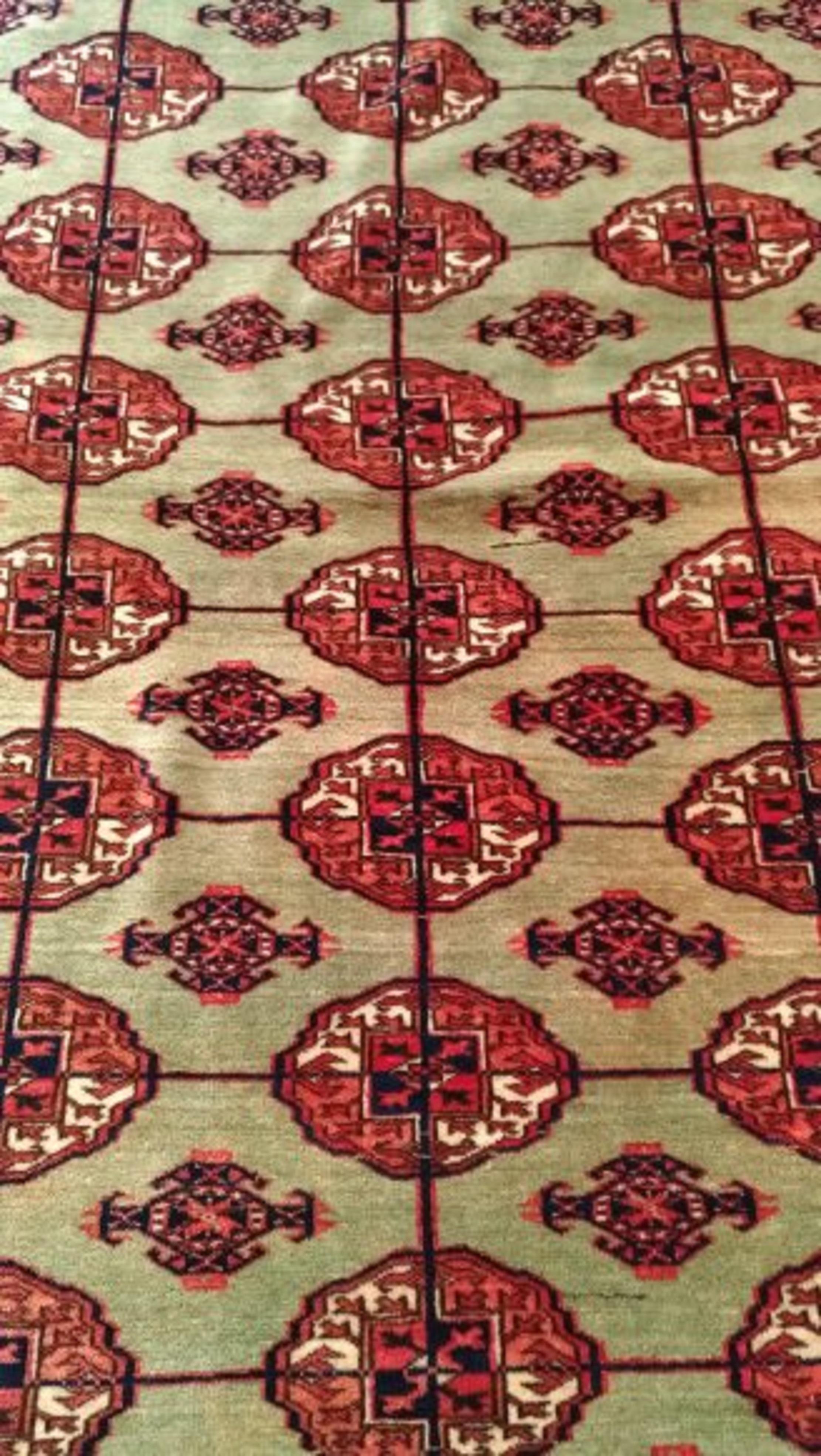 231 - exceptional bukhara carpet.
