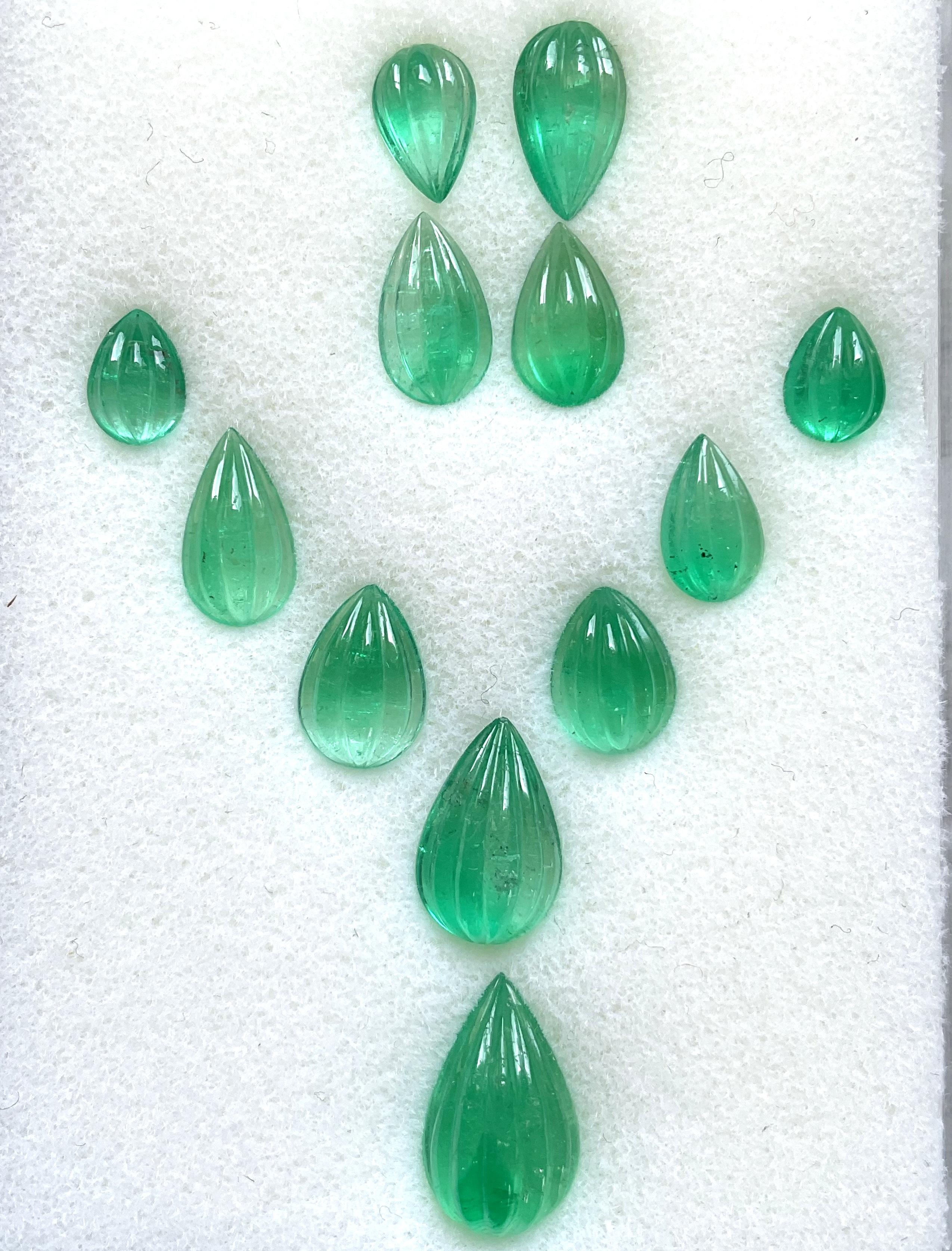 23.14 Carats Colombian Top Emerald Carved Pear Cabochon Layout Natural Gemstone In New Condition For Sale In Jaipur, RJ