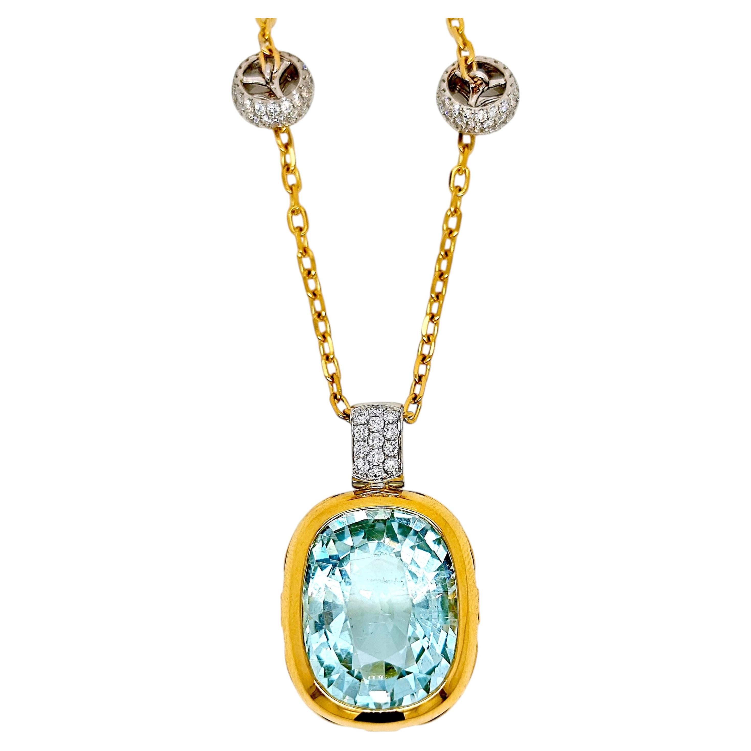 23.19 Carat Aquamarine White Diamond Yellow Gold Necklace