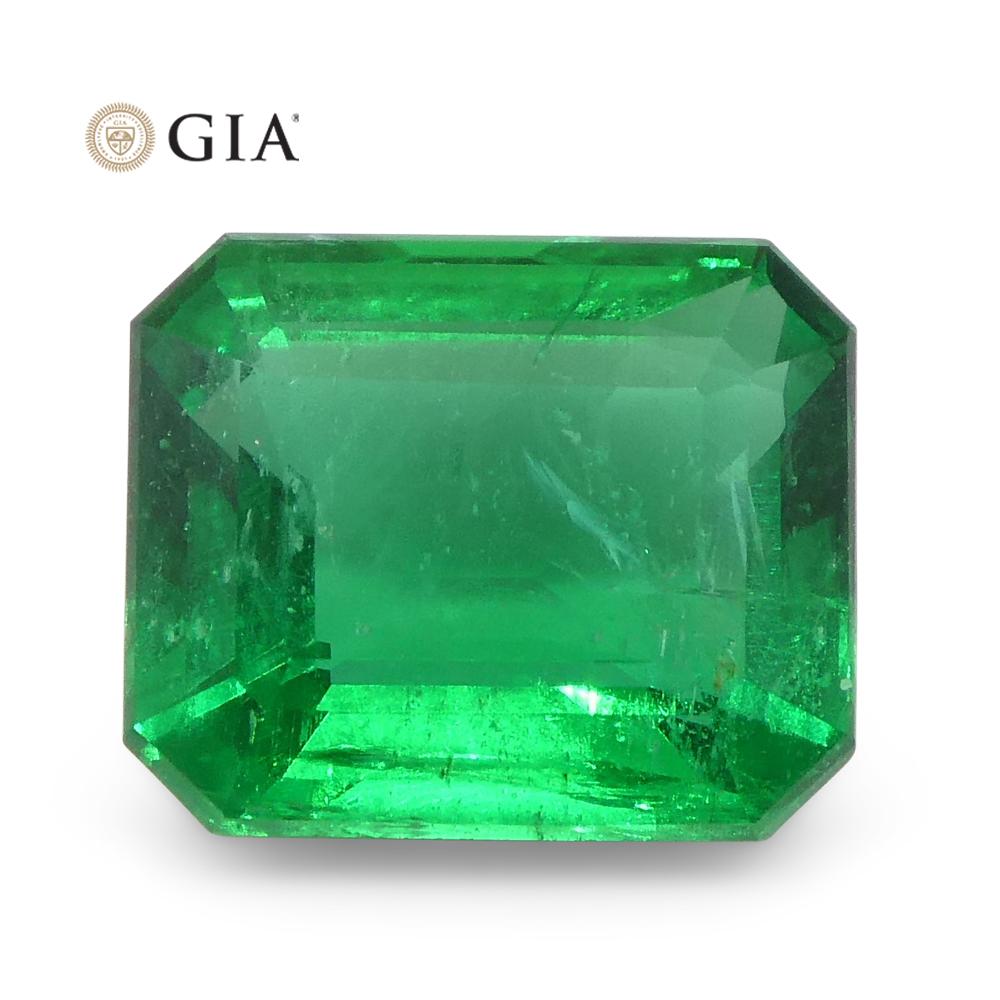 2.31ct Octagonal/Emerald Cut Green Emerald GIA Certified Zambia For Sale 3