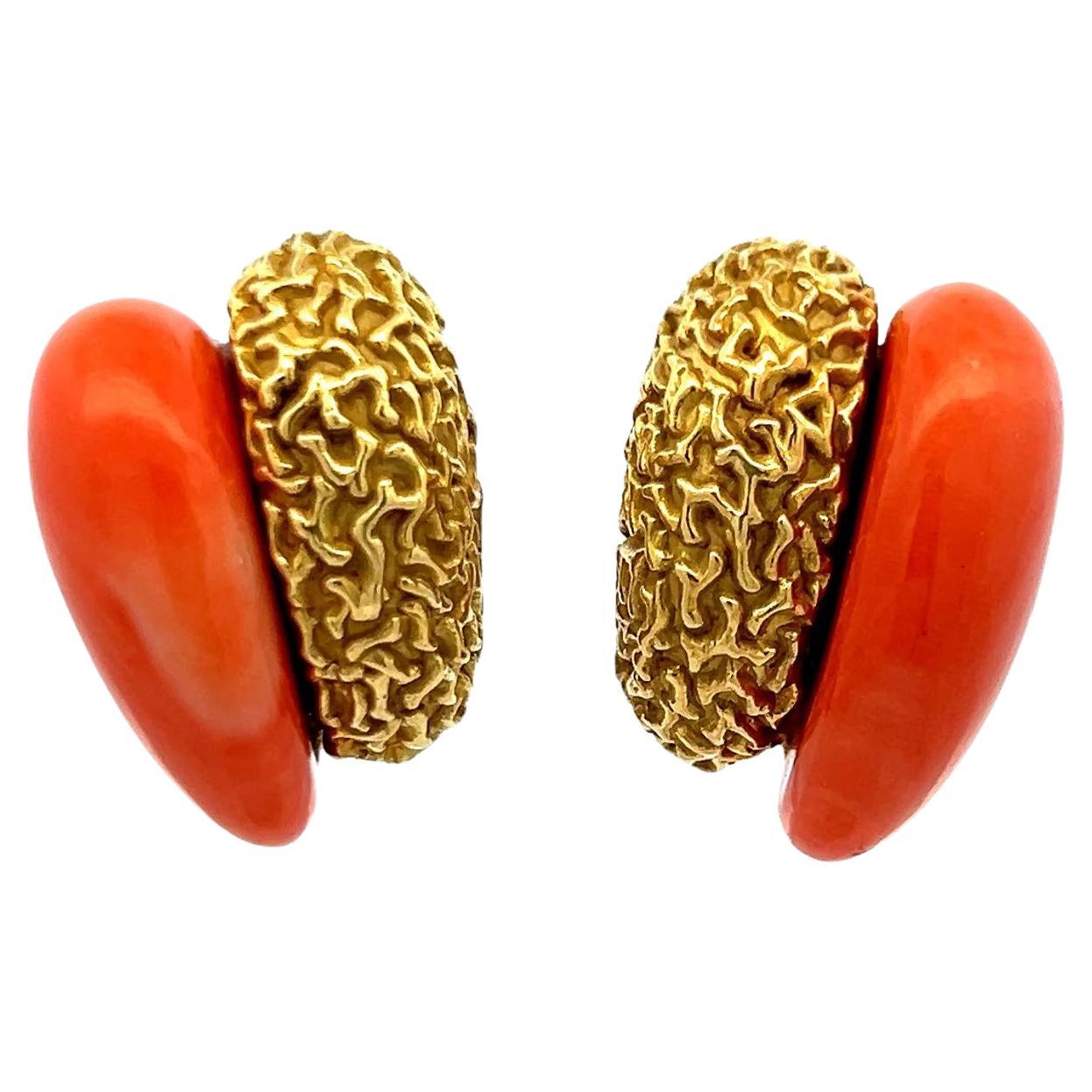 Orecchini a clip in oro giallo 18 carati con corallo 23.2-5.5MM