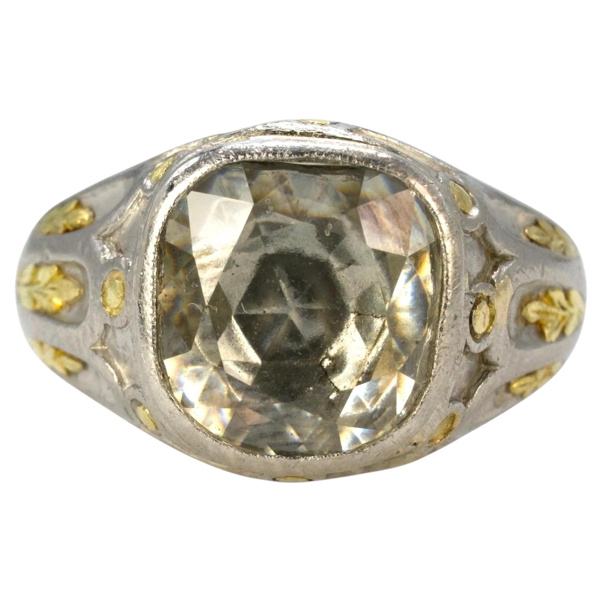 Diamant taillé en rose antique de 2,32 carats en forme de coussin en platine et or jaune