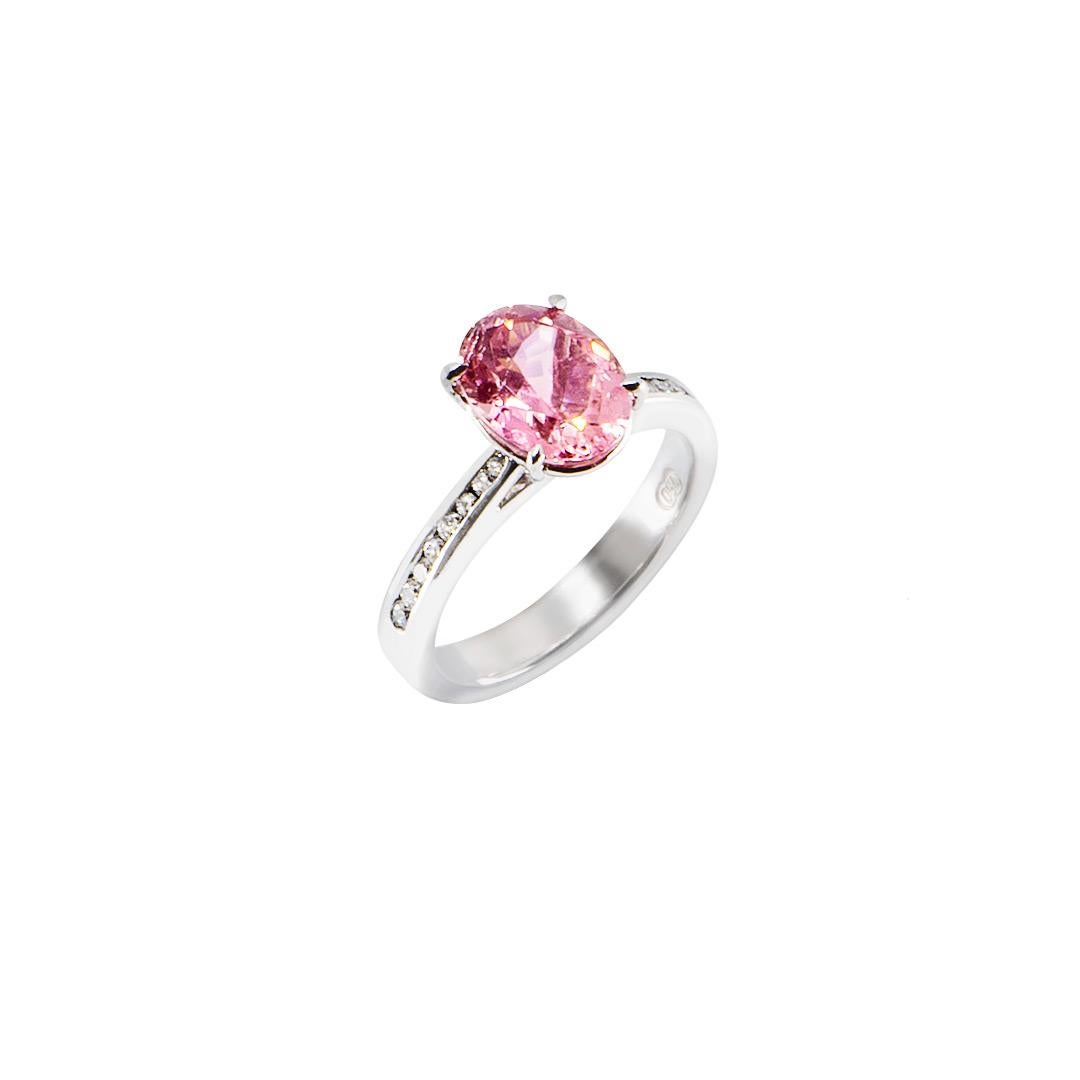 Contemporary 2.32 Carat Oval Pink Tourmaline 4 Claw Solitaire Ring White Gold Natalie Barney For Sale