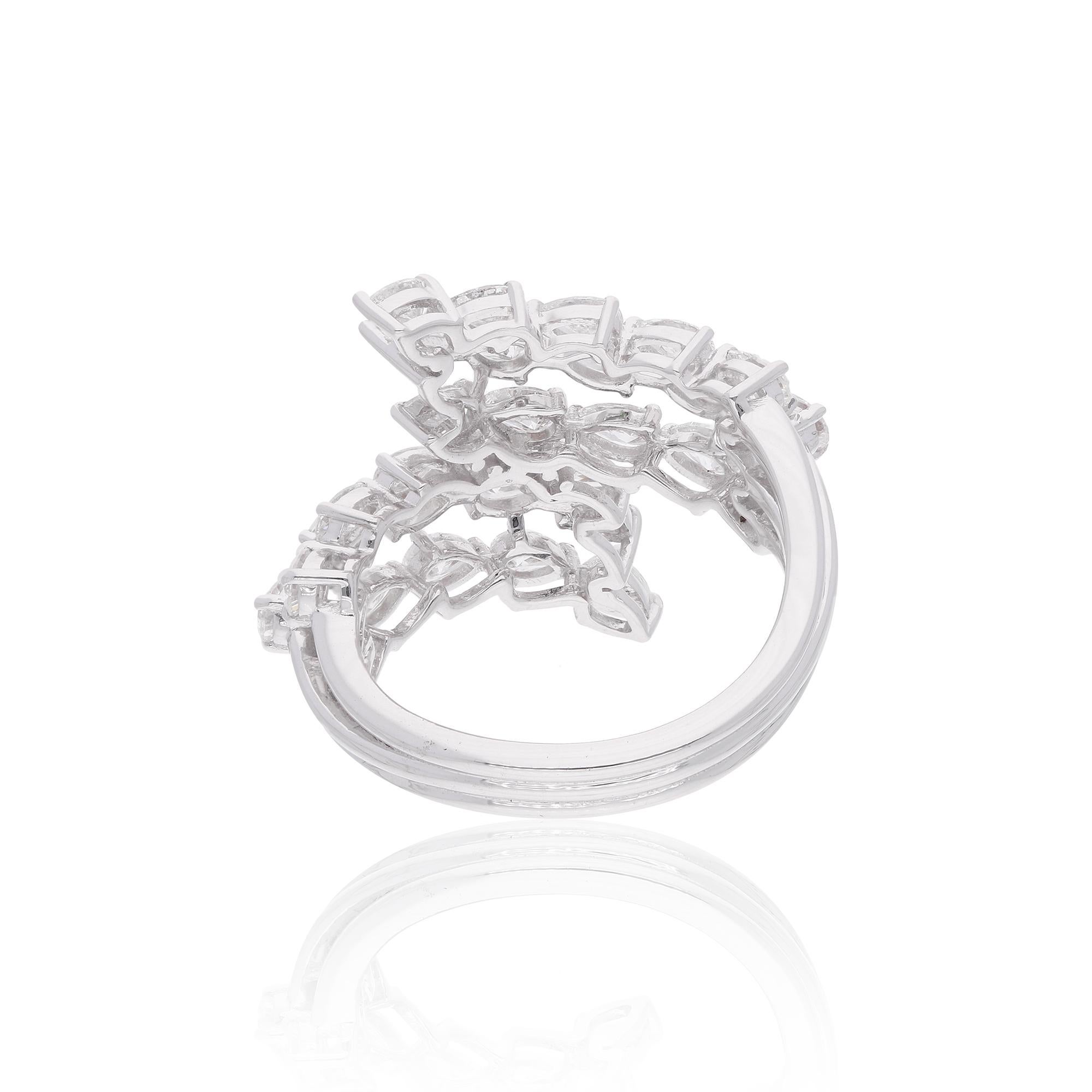 Questo delicato anello di fidanzamento con diamante da 2,32 ct. I diamanti autentici sono una promessa di perfezione e purezza. Questo anello con diamante è incastonato in oro bianco massiccio 18k. Puoi scegliere questo anello in oro rosa/oro