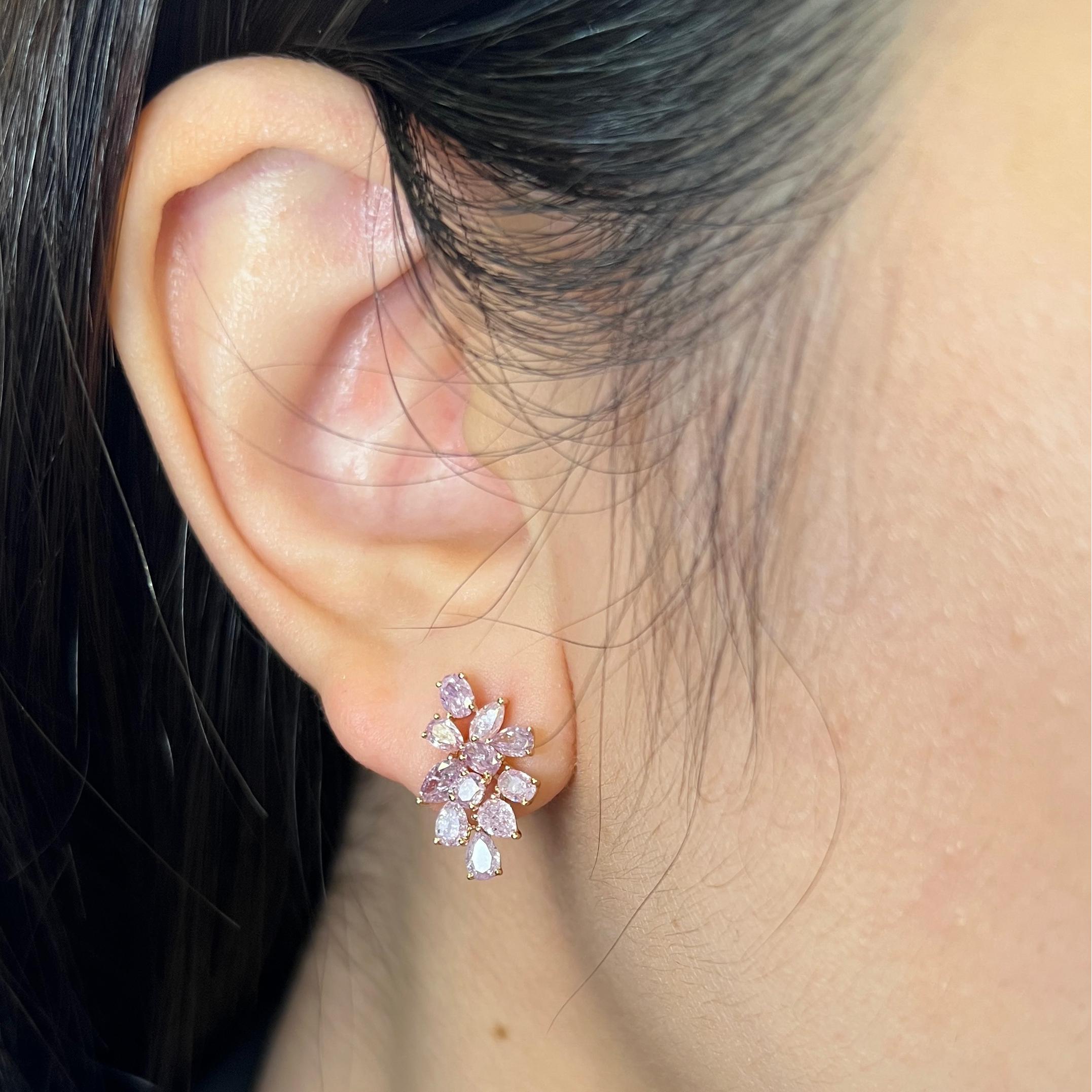 2.32 Carats Intense Pink Diamond Cluster Stud Earring 18K In New Condition For Sale In Hung Hom, HK