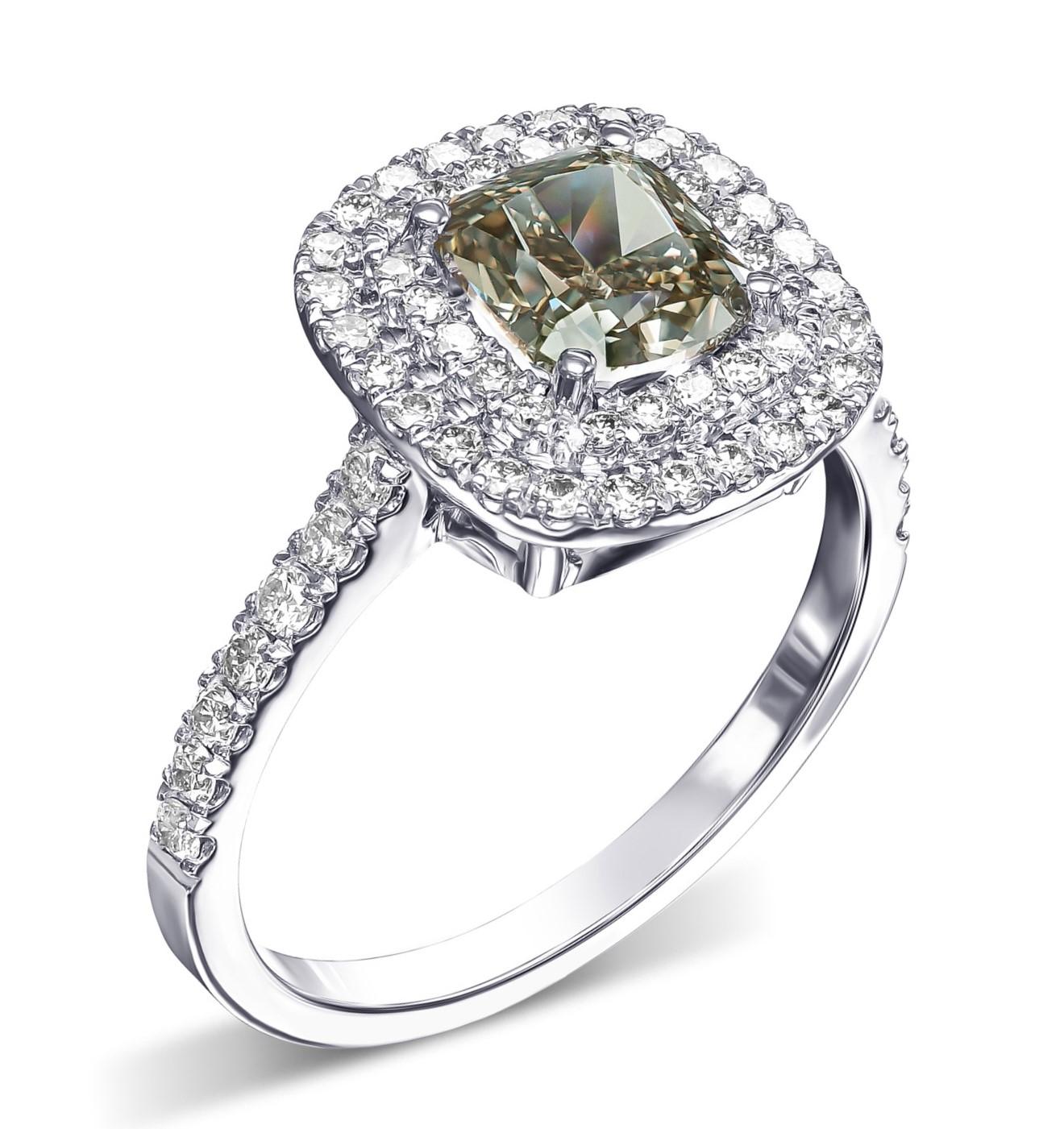 Cushion Cut NO RESERVE - 2.32cttw Fancy Diamond Halo, 14 Karat White Gold Ring