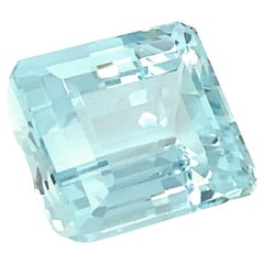 23.20 Carat Aquamarine Emerald Cut Loose Gem Stone
