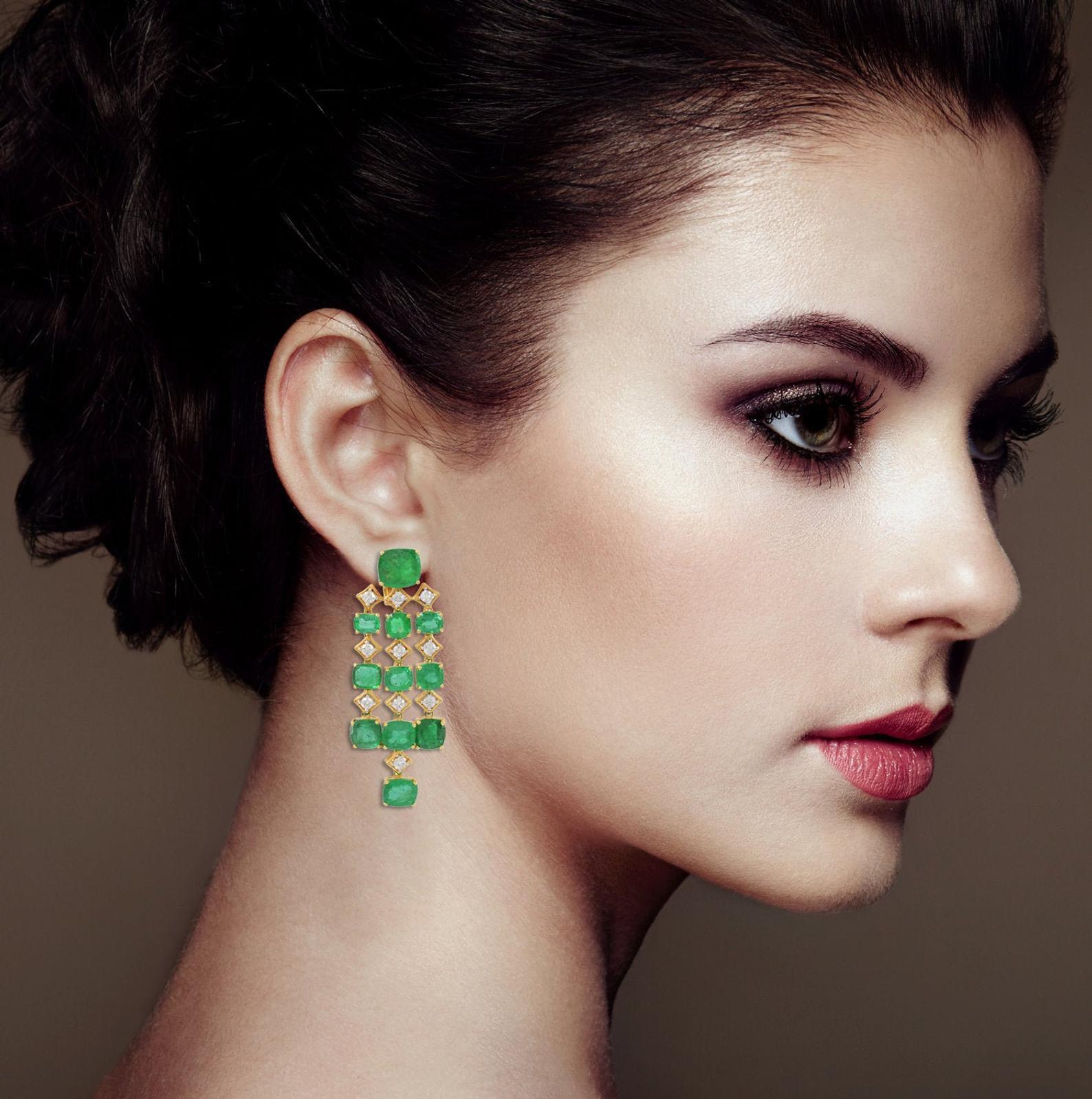 Modern 23.20 Carat Emerald Diamond 14 Karat Gold Chandelier Earrings For Sale