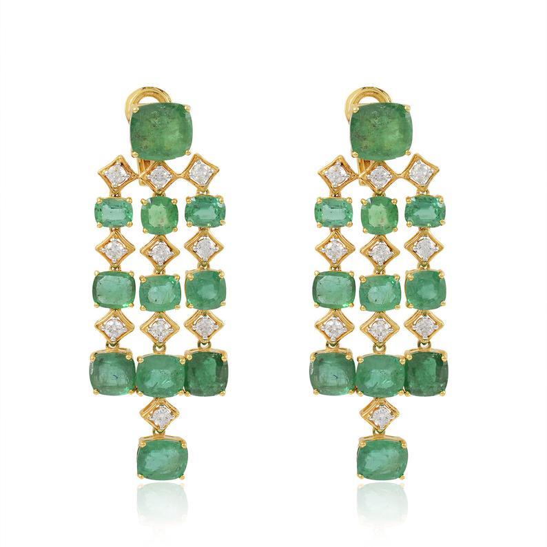 Mixed Cut 23.20 Carat Emerald Diamond 14 Karat Gold Chandelier Earrings For Sale