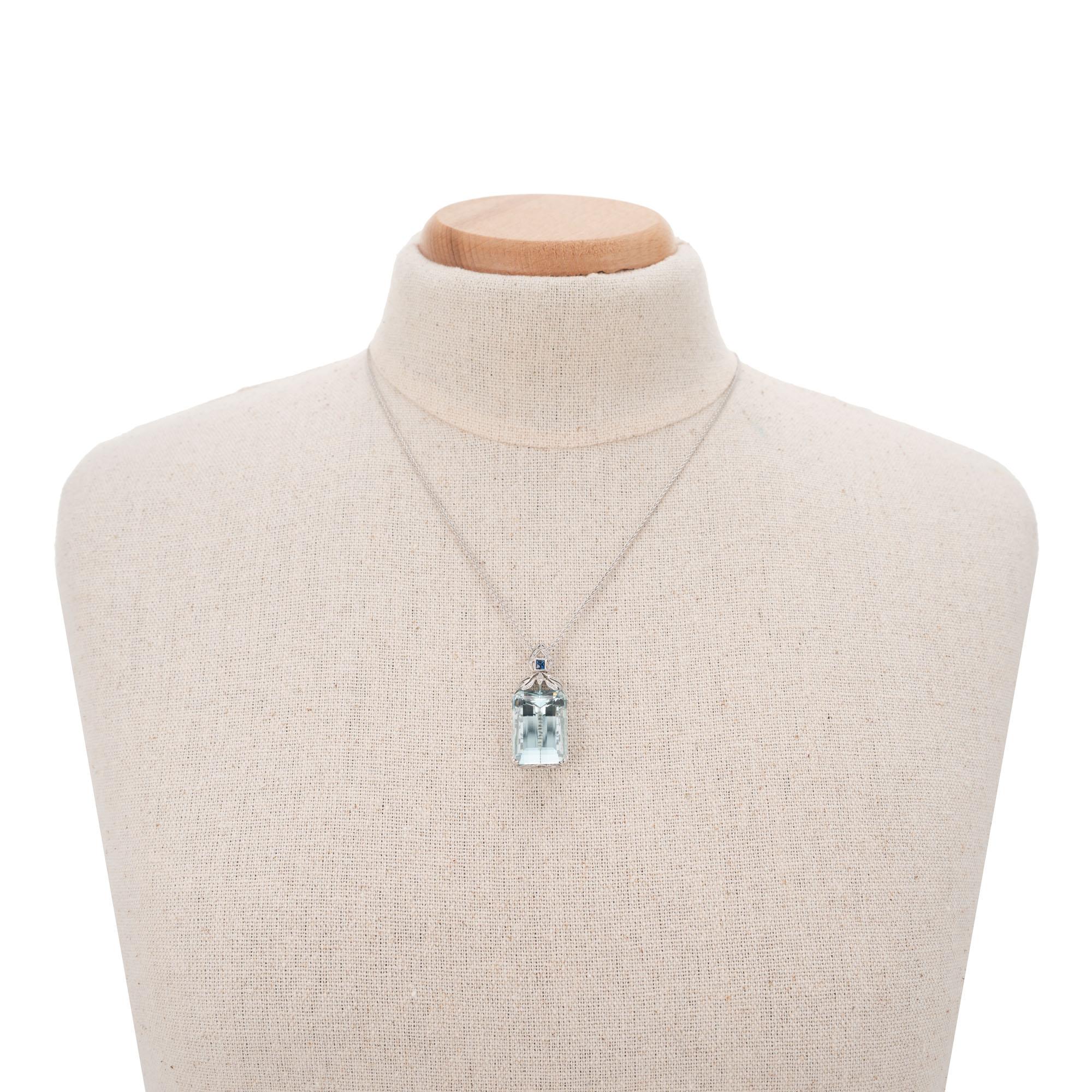 23.20 Carat French Cut Sapphire Aquamarine Diamond Platinum Pendant Necklace In Good Condition For Sale In Stamford, CT