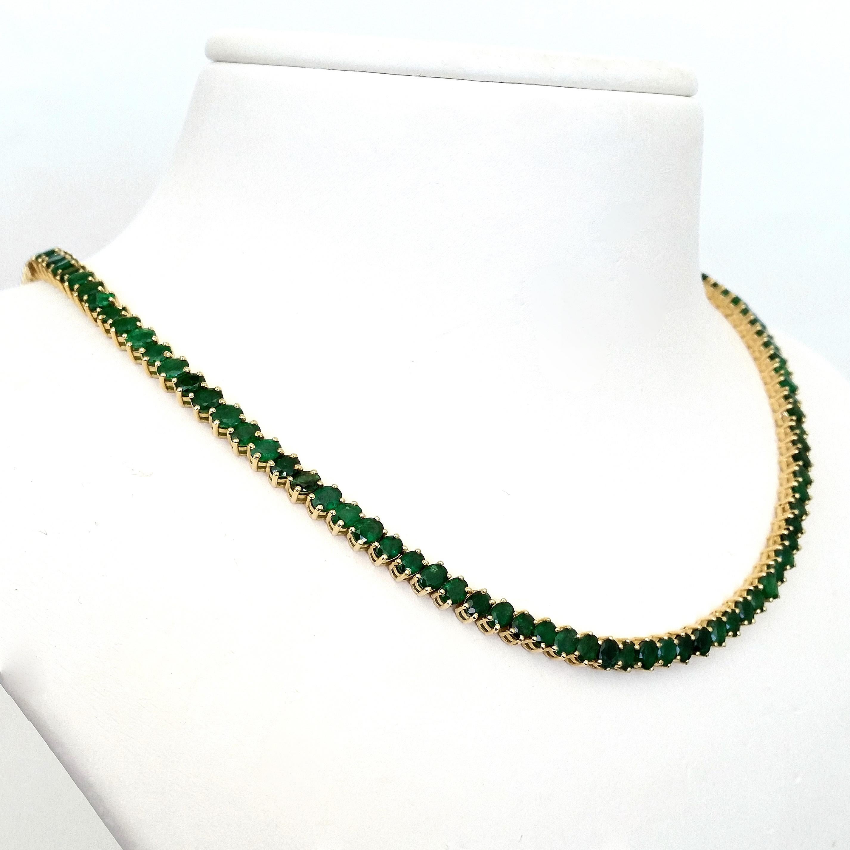 NO RESERVE IGI zertifiziert 23,21ct Smaragd-Halskette 14K Gelbgold  (Ovalschliff) im Angebot