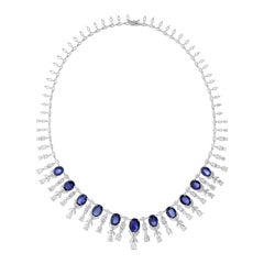 Collana girocollo da sposa in oro bianco 14k con zaffiro blu da 23,24 carati e diamante da 17,57 carati