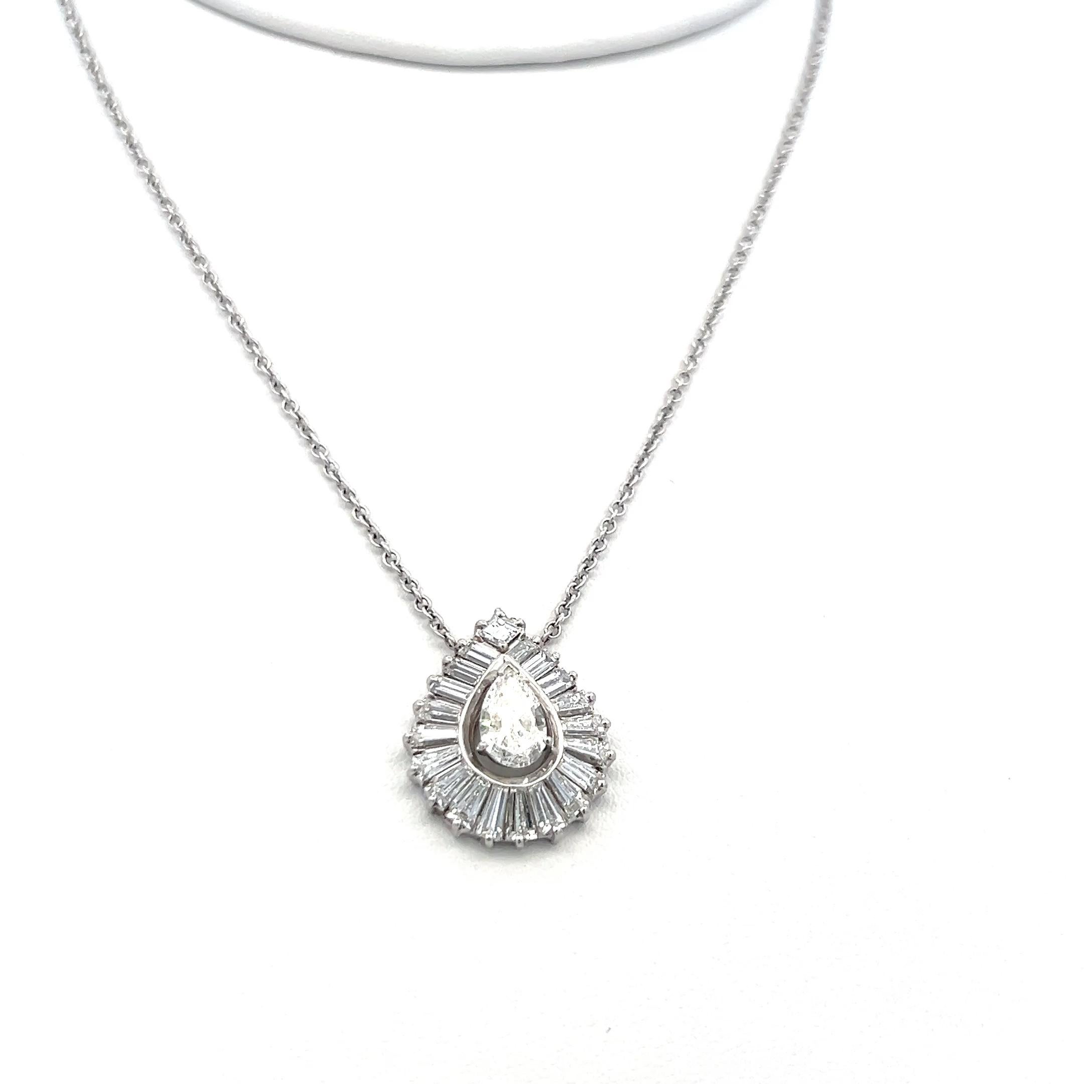 2,32ct Birne, Asscher & Baguette Diamant 14K Weißgold Vintage By Anhänger Halskette im Zustand „Gut“ im Angebot in New York, NY