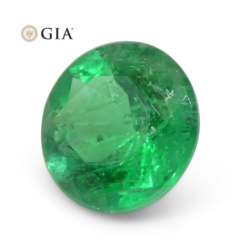 2.32 Carat Round Vivid Green Emerald Gia Certified Brazil For Sale 12