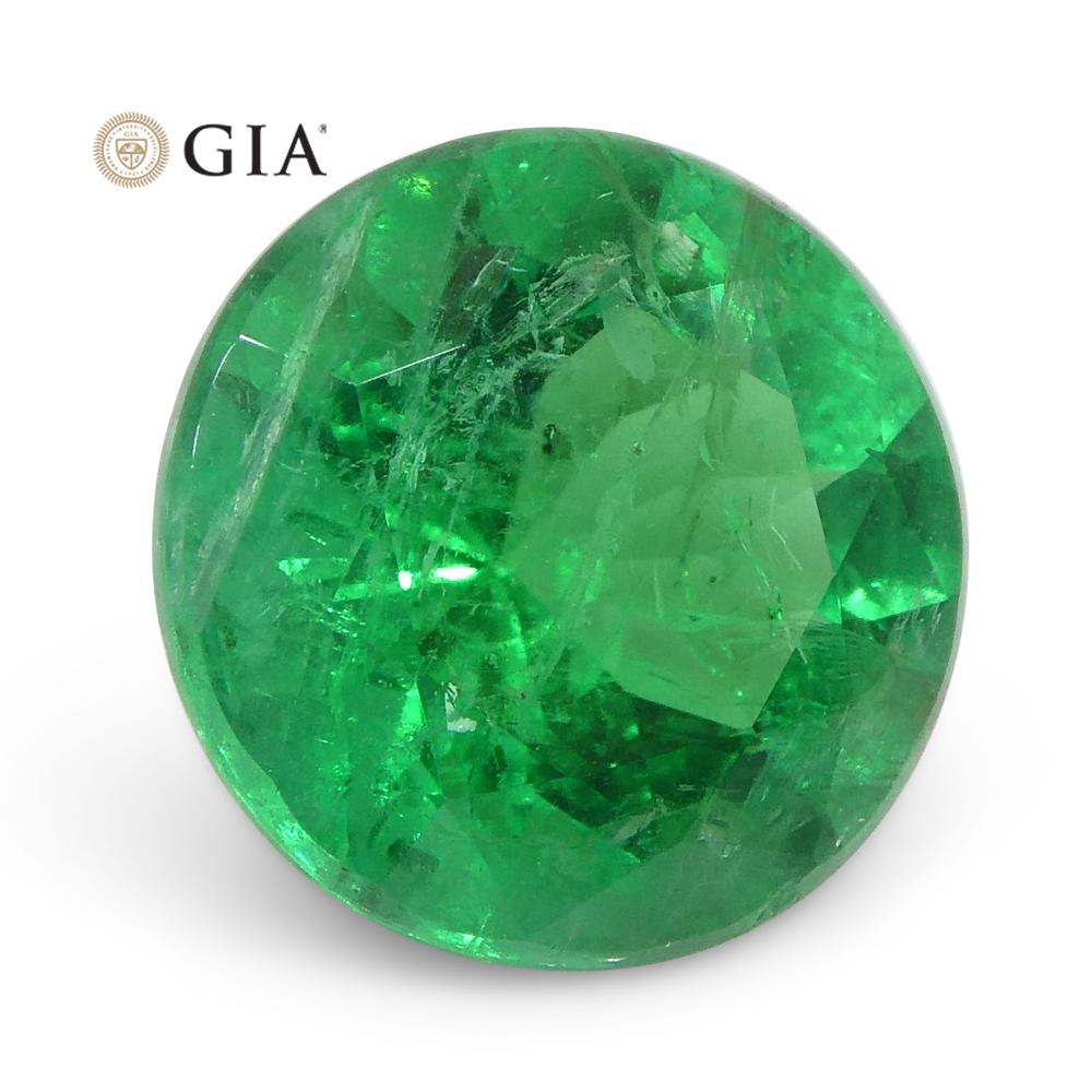2.32 Carat Round Vivid Green Emerald Gia Certified Brazil For Sale 3