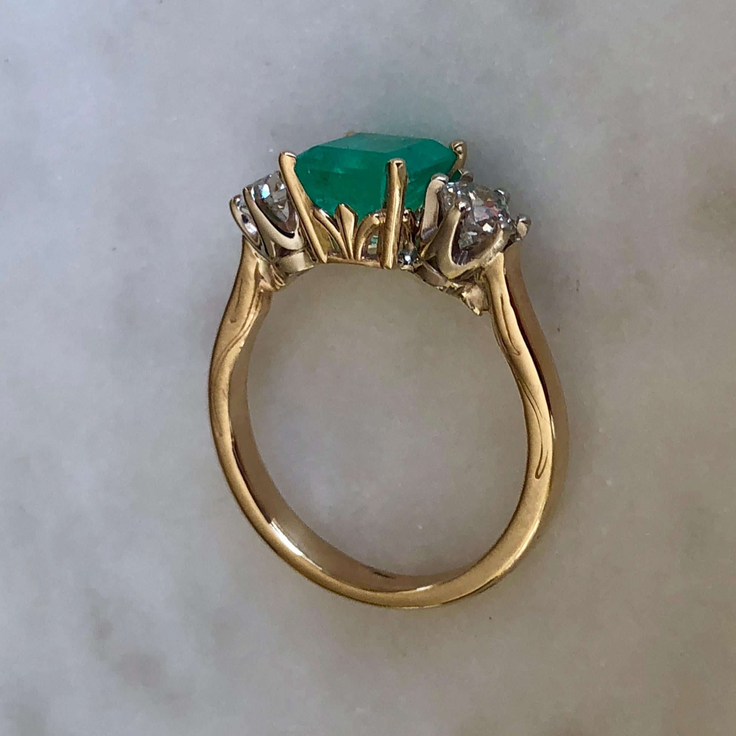 2.33 Carat Natural Colombian Emerald Old European Diamond Engagement Ring Gold For Sale 2