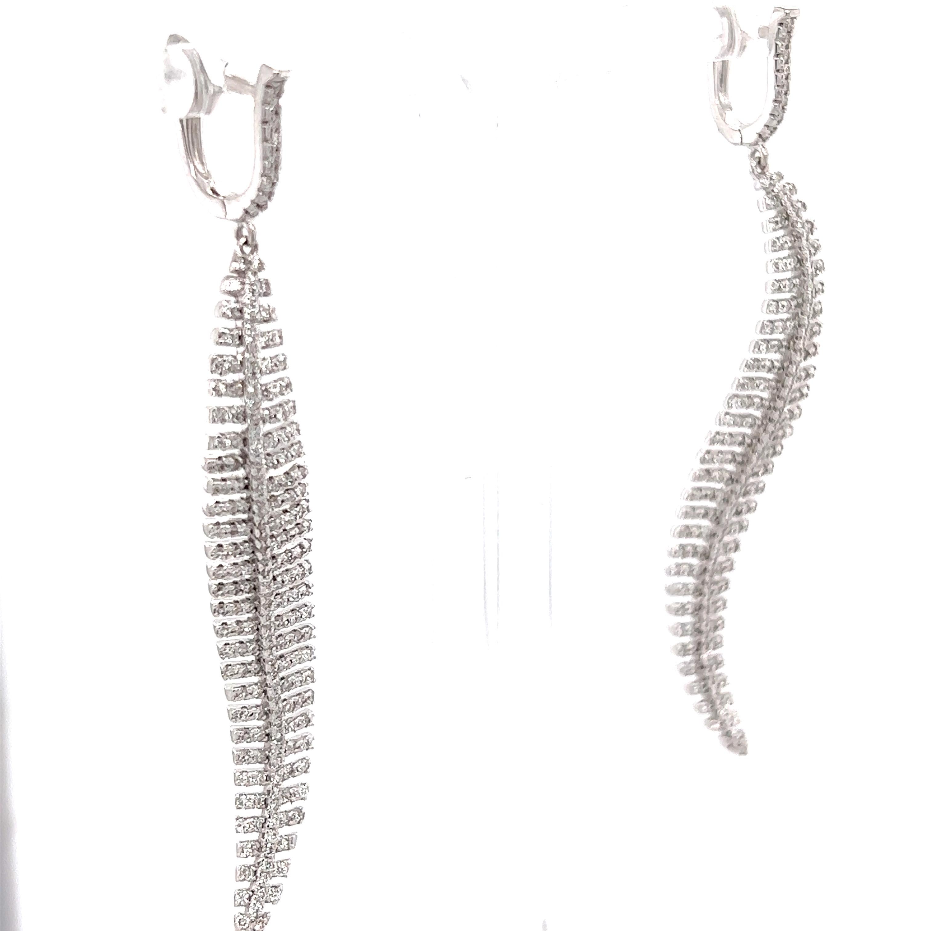 Contemporary 2.33 Carat Natural Diamond White Gold Cocktail Earrings For Sale