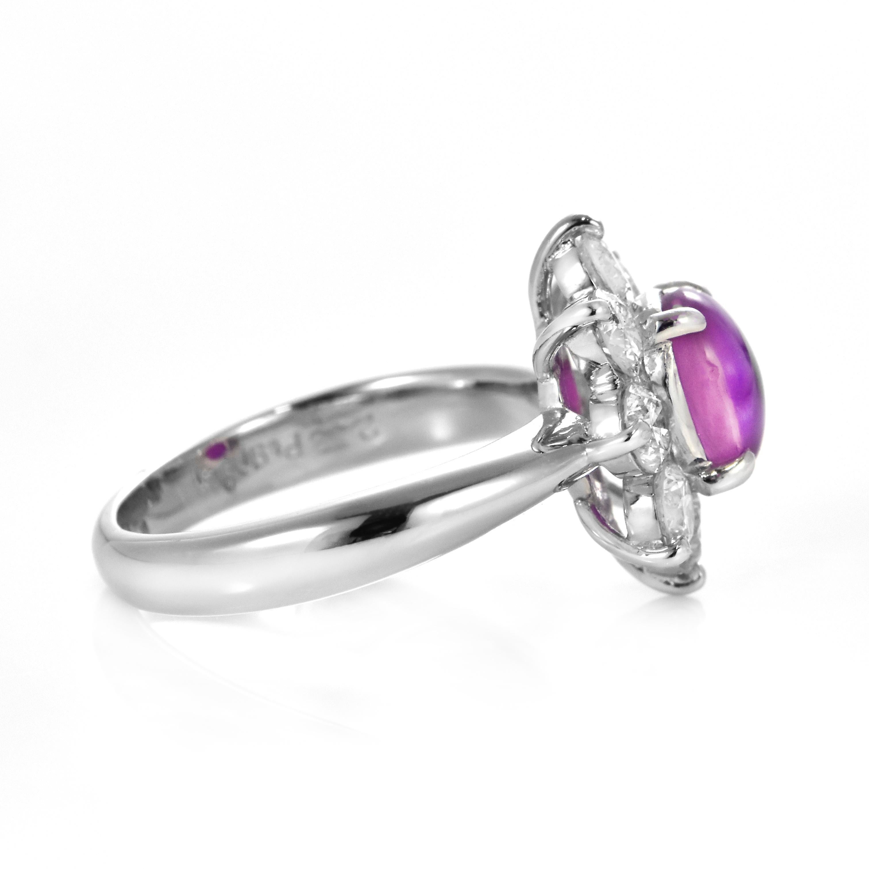 Anello con zaffiro viola naturale da 2,33 carati e diamante aureolato in platino in vendita 4