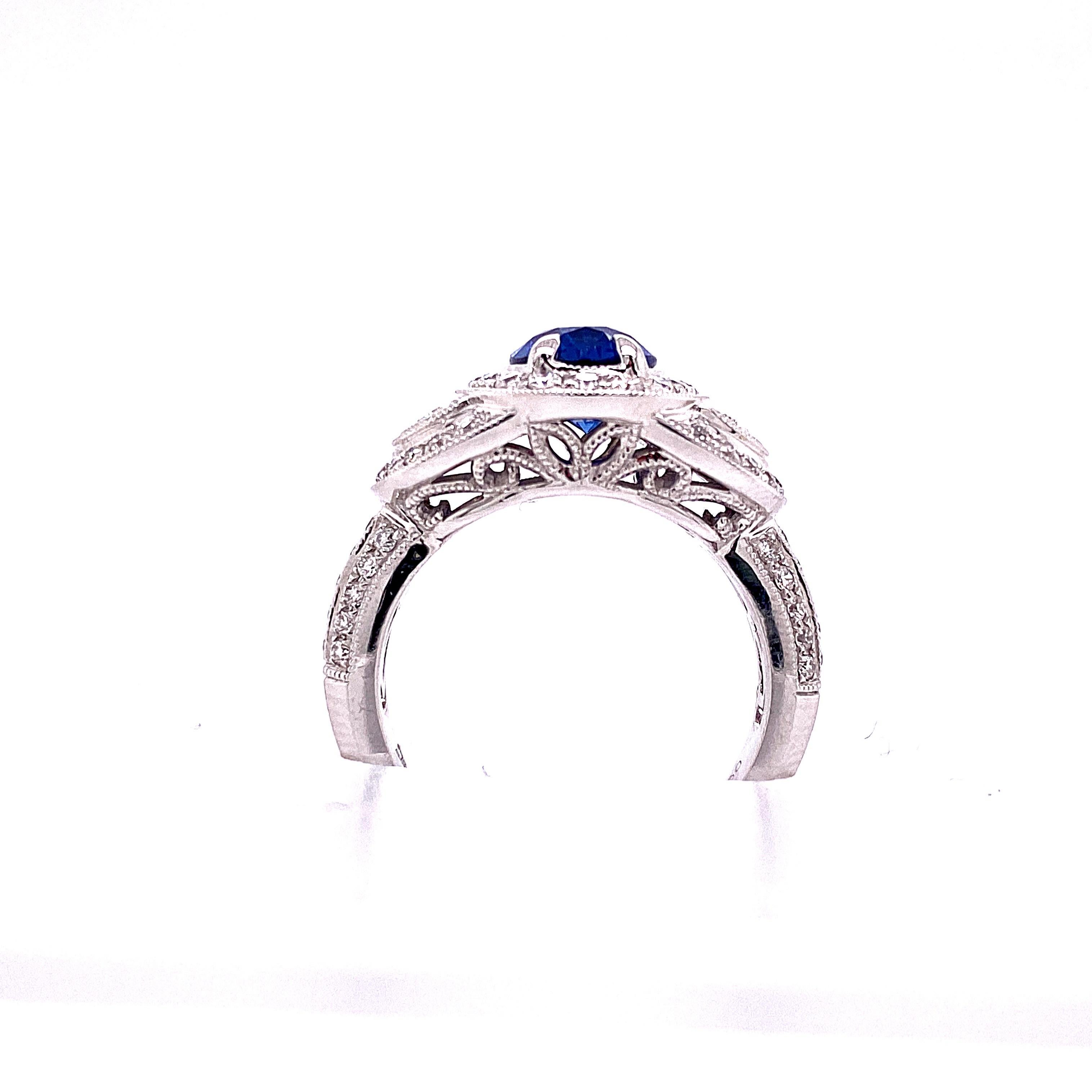 2,33 Karat ovaler Saphir und Diamant-Cocktailring im Angebot 3
