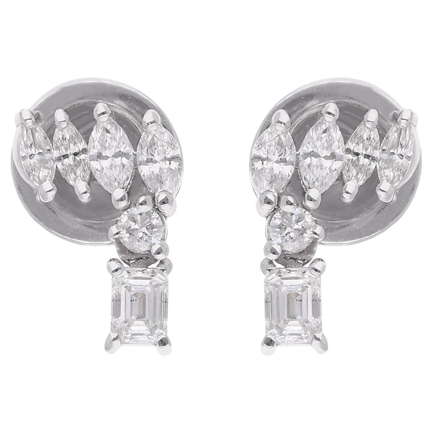 Boucles d
oreilles en or blanc 18 carats avec diamants ronds, marquise et émeraude de 2,33 carats