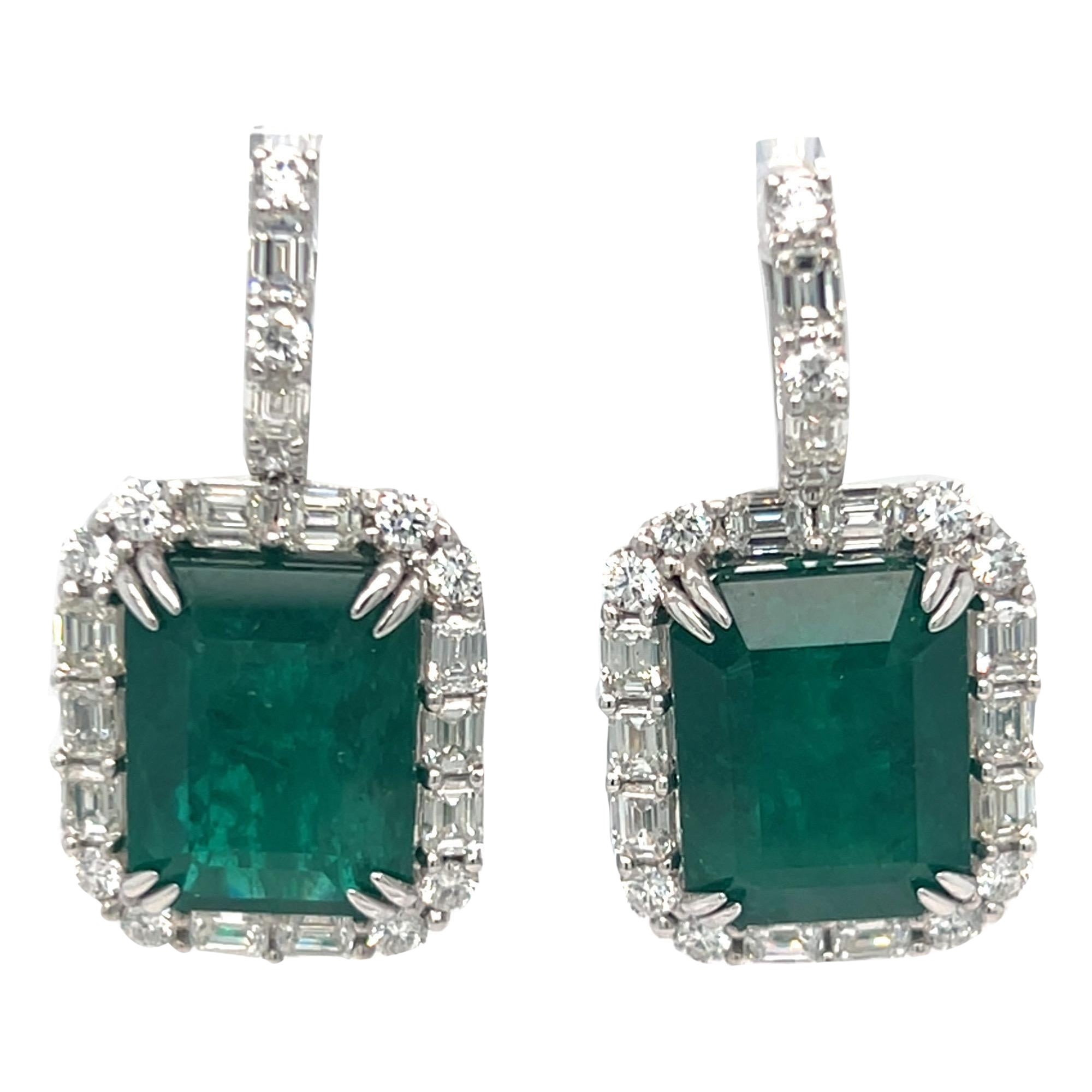 Orecchini pendenti con diamante ottagonale da 23,37 carati