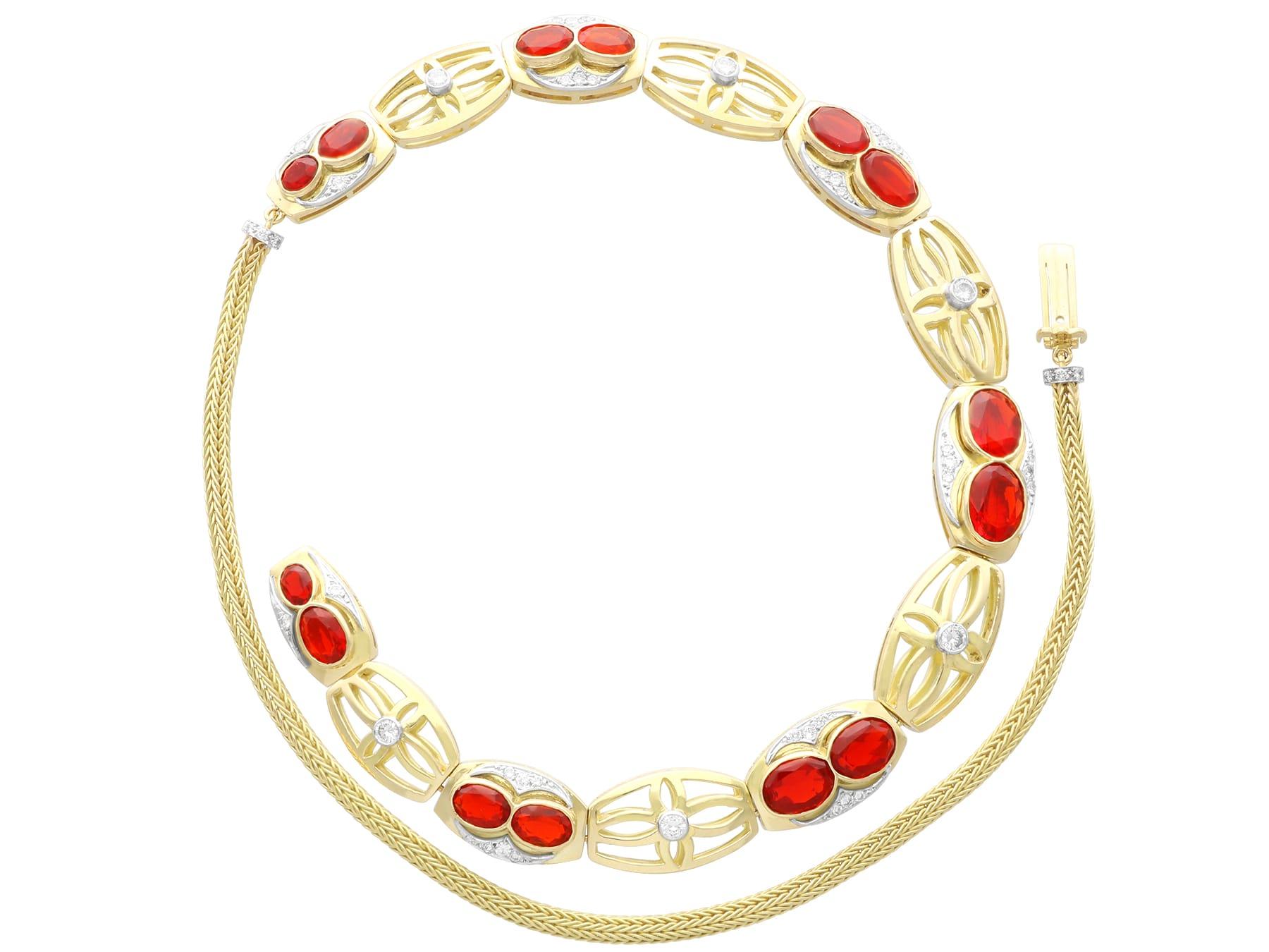 23.39 Carat Fire Opal 2.50 Carat Diamond 18k Yellow Gold Jewellery Set In Excellent Condition For Sale In Jesmond, Newcastle Upon Tyne